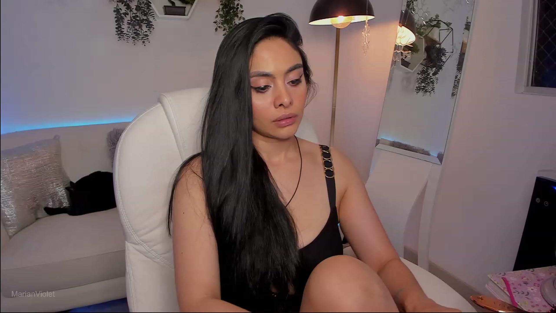 Gallery image thumbnail from Marianviolet's myfreecams stream on, 06/21/2023, 08:44 image 20 of 20