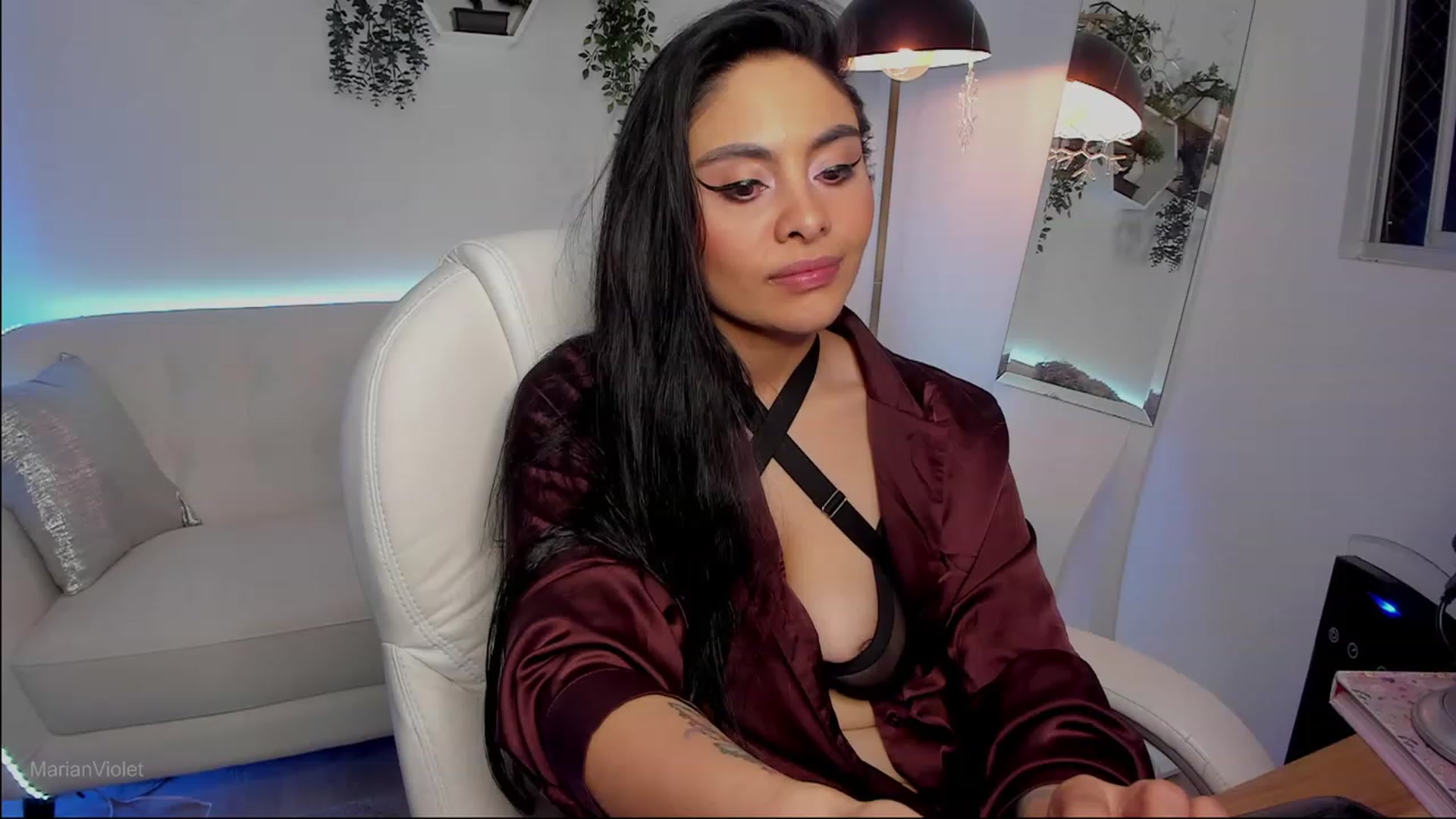 Gallery image thumbnail from Marianviolet's myfreecams stream on, 07/06/2023, 09:07 image 12 of 20