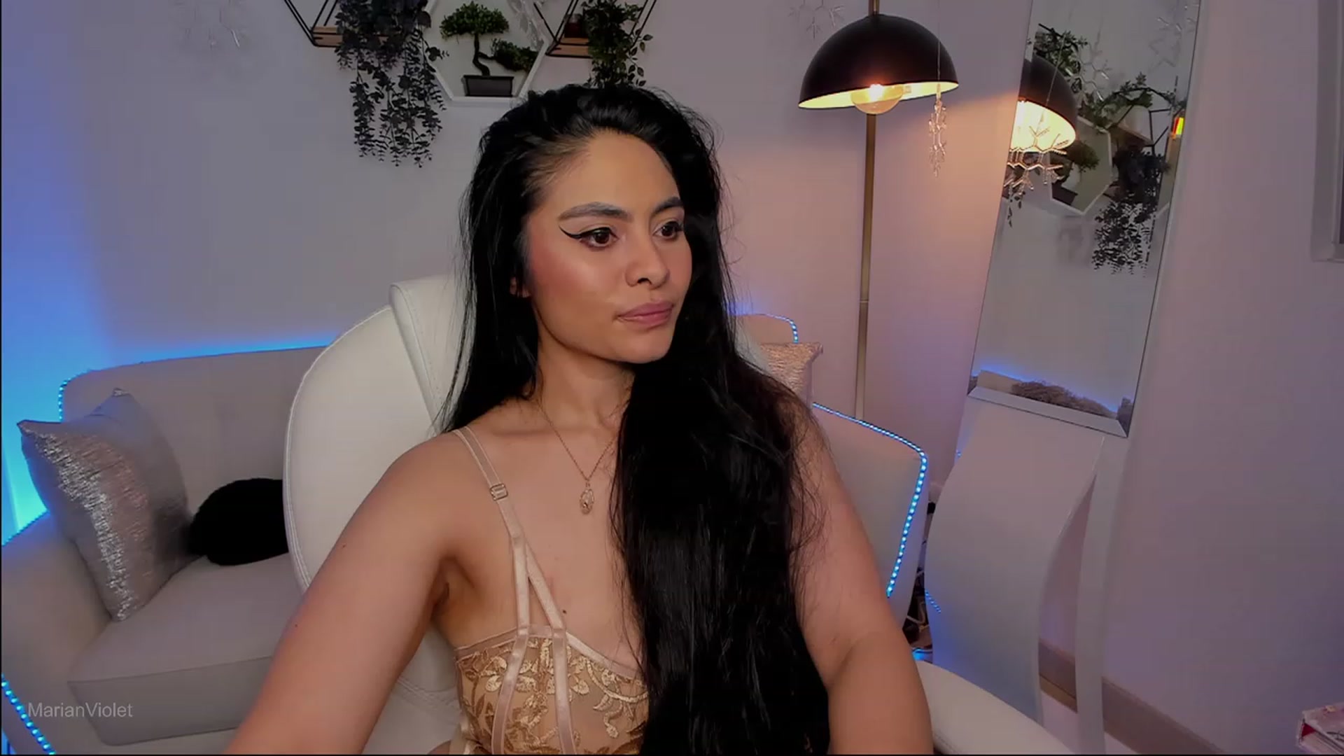 Gallery image thumbnail from Marianviolet's myfreecams stream on, 07/08/2023, 09:39 image 8 of 20