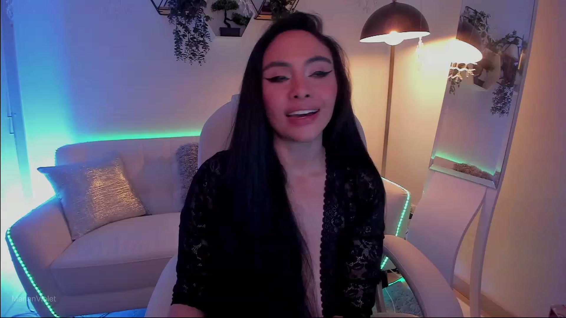 Gallery image thumbnail from Marianviolet's myfreecams stream on, 07/10/2023, 10:08 image 17 of 20