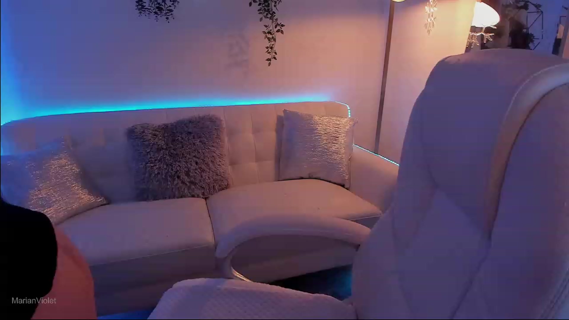 Gallery image thumbnail from Marianviolet's myfreecams stream on, 07/18/2023, 07:43 image 7 of 20