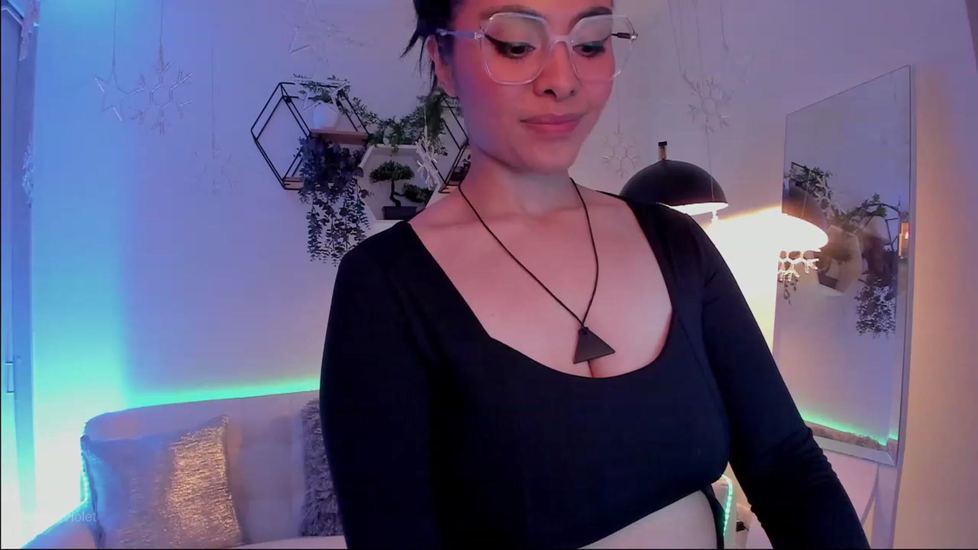 Gallery image thumbnail from Marianviolet's myfreecams stream on, 07/30/2023, 09:42 image 5 of 20