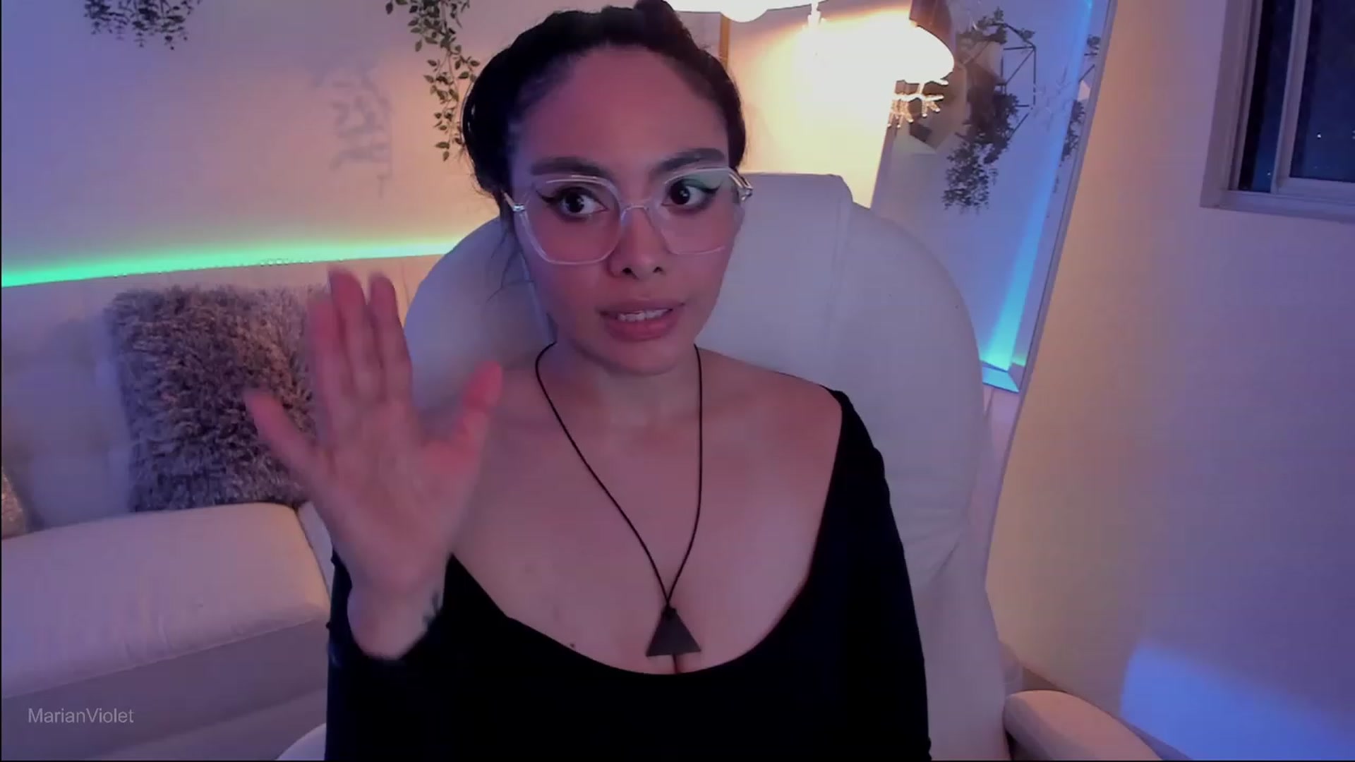 Gallery image thumbnail from Marianviolet's myfreecams stream on, 07/30/2023, 09:42 image 18 of 20