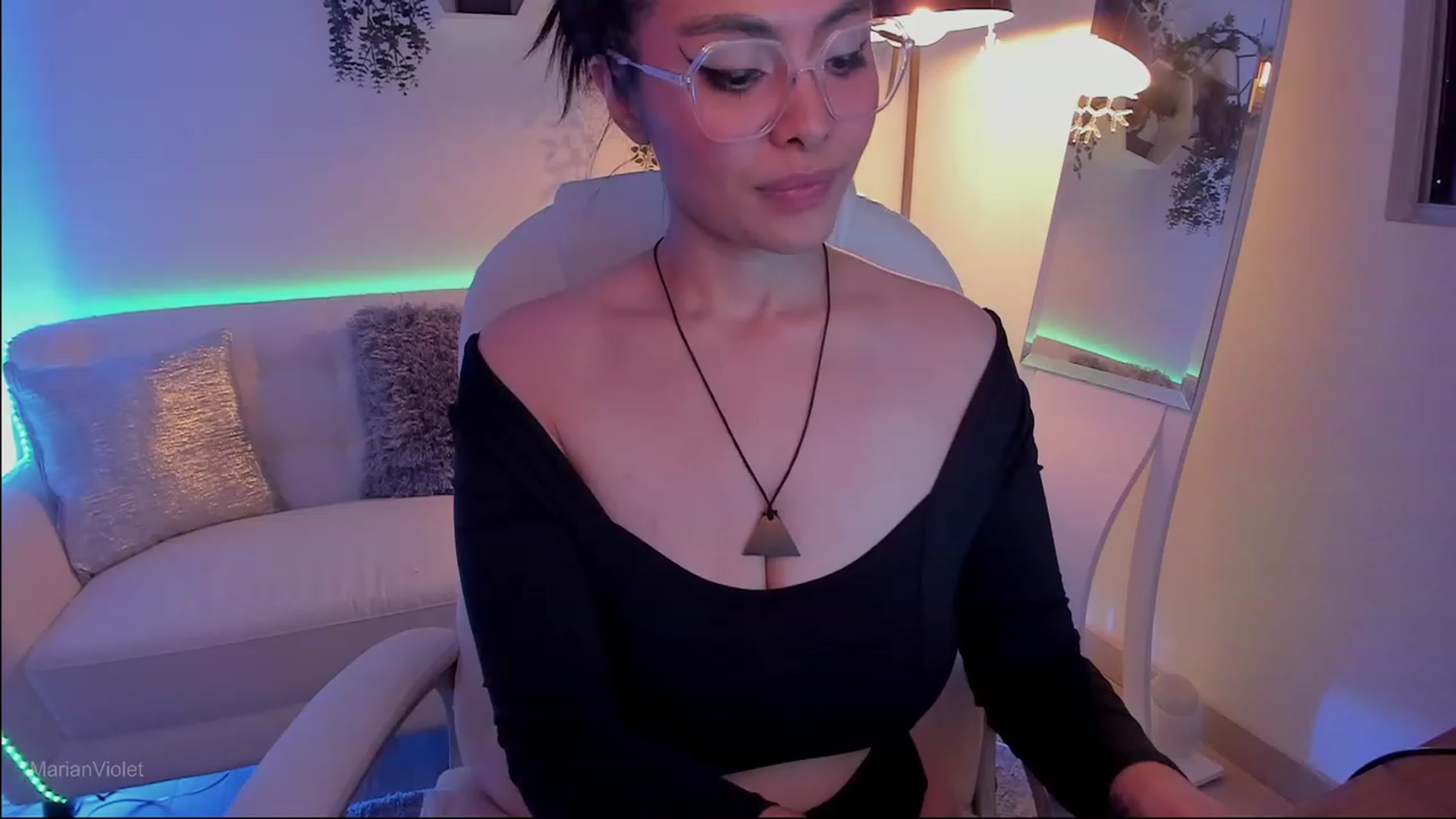 Gallery image thumbnail from Marianviolet's myfreecams stream on, 07/30/2023, 09:42 image 9 of 20