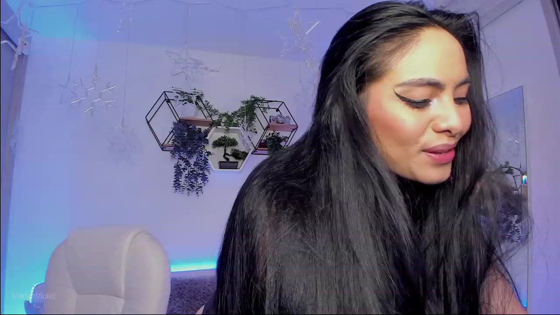 Gallery image thumbnail from Marianviolet's myfreecams stream on, 08/06/2023, 10:12 image 16 of 20