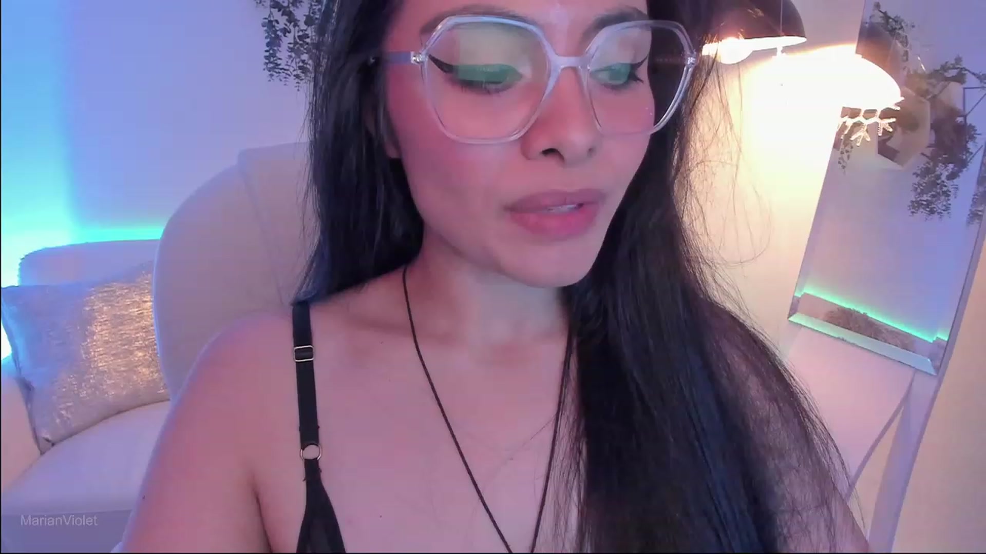 Gallery image thumbnail from Marianviolet's myfreecams stream on, 08/11/2023, 10:23 image 11 of 20