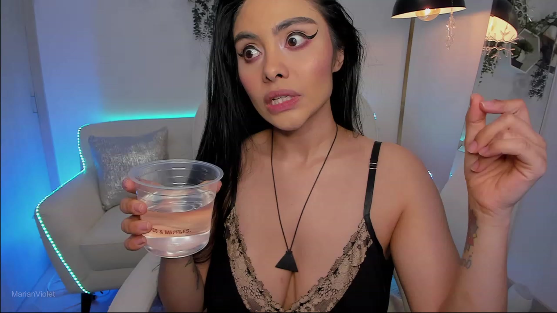 Gallery image thumbnail from Marianviolet's myfreecams stream on, 08/14/2023, 07:36 image 7 of 20