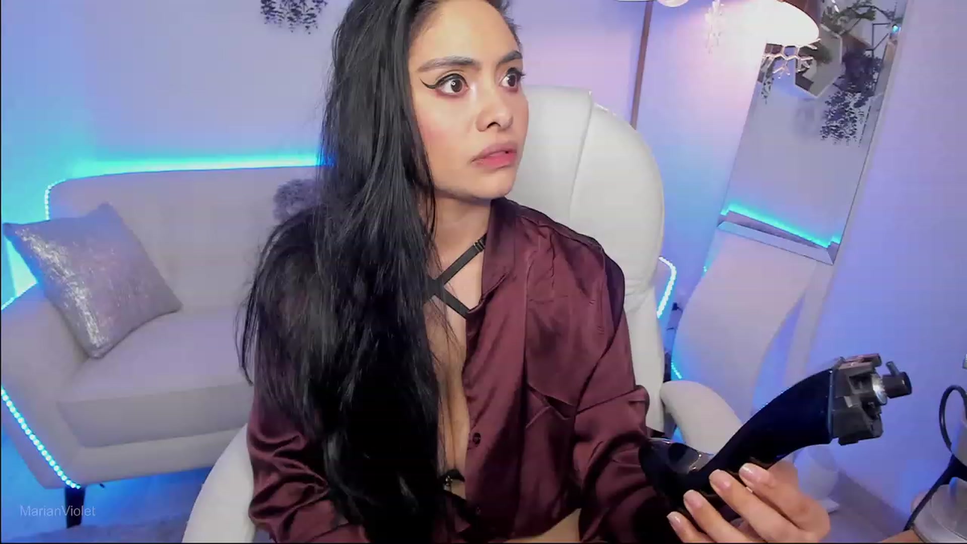 Gallery image thumbnail from Marianviolet's myfreecams stream on, 08/16/2023, 08:41 image 16 of 20