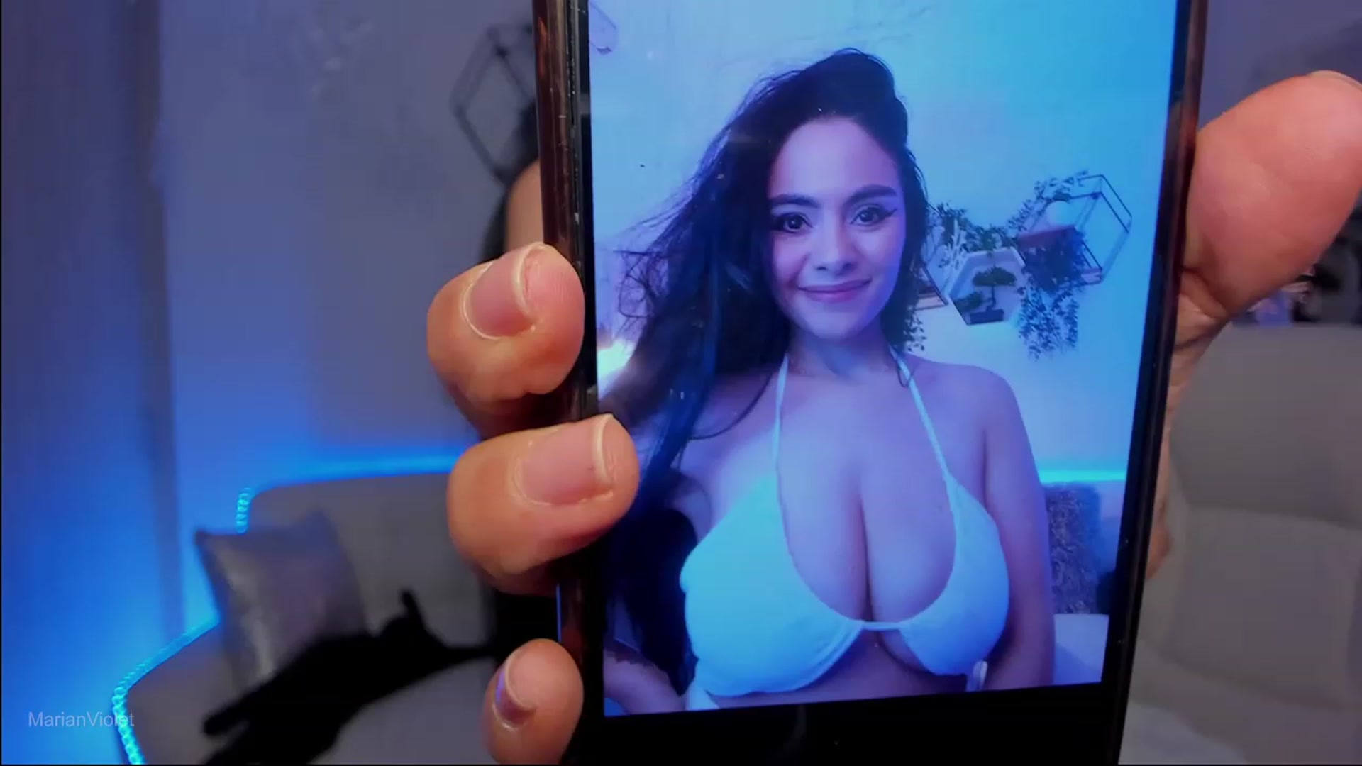 Gallery image thumbnail from Marianviolet's myfreecams stream on, 08/17/2023, 08:18 image 11 of 20