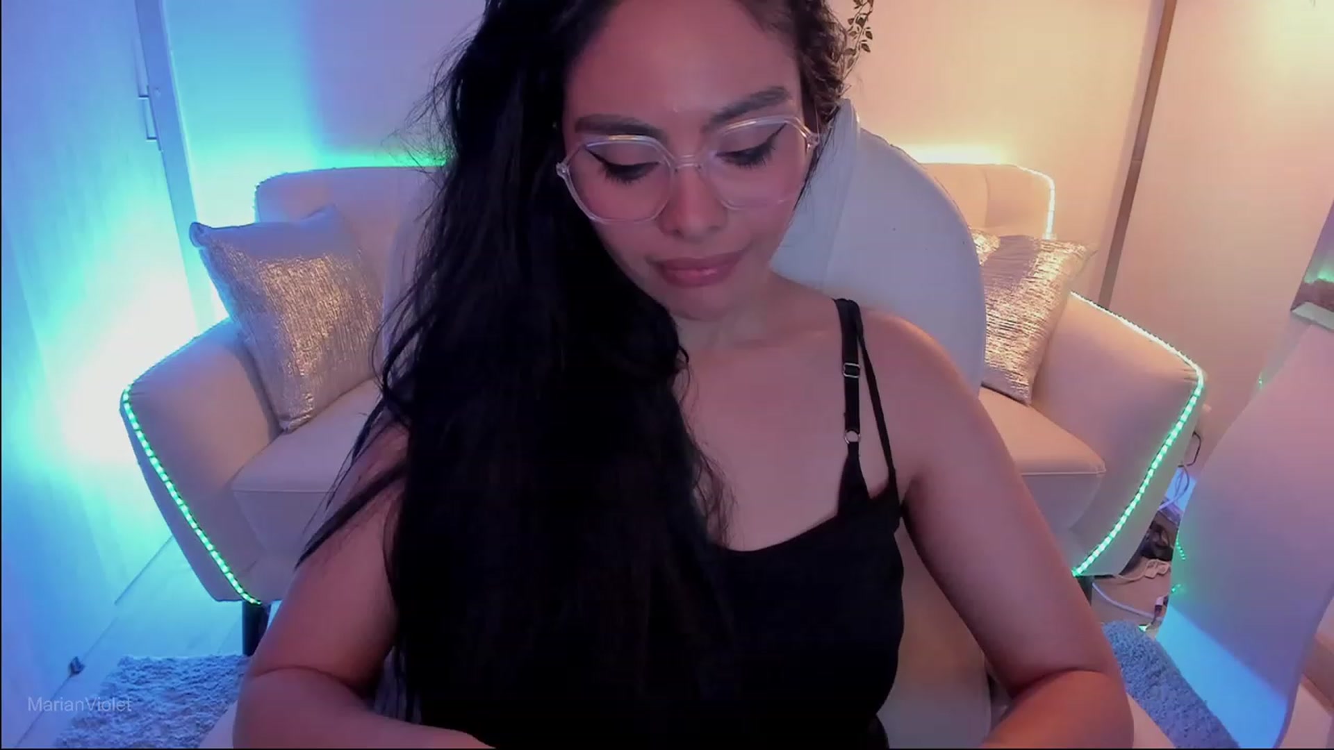 Gallery image thumbnail from Marianviolet's myfreecams stream on, 08/22/2023, 10:39 image 20 of 20