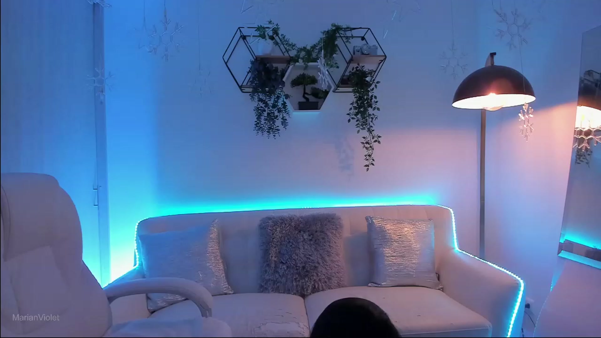 Gallery image thumbnail from Marianviolet's myfreecams stream on, 12/15/2023, 10:09 image 15 of 20
