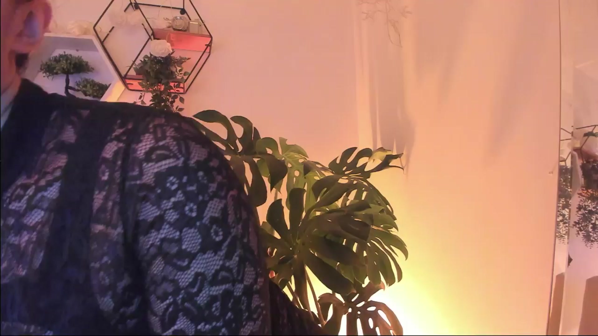 Gallery image thumbnail from Marianviolet's myfreecams stream on, 03/24/2024, 07:39 image 19 of 20
