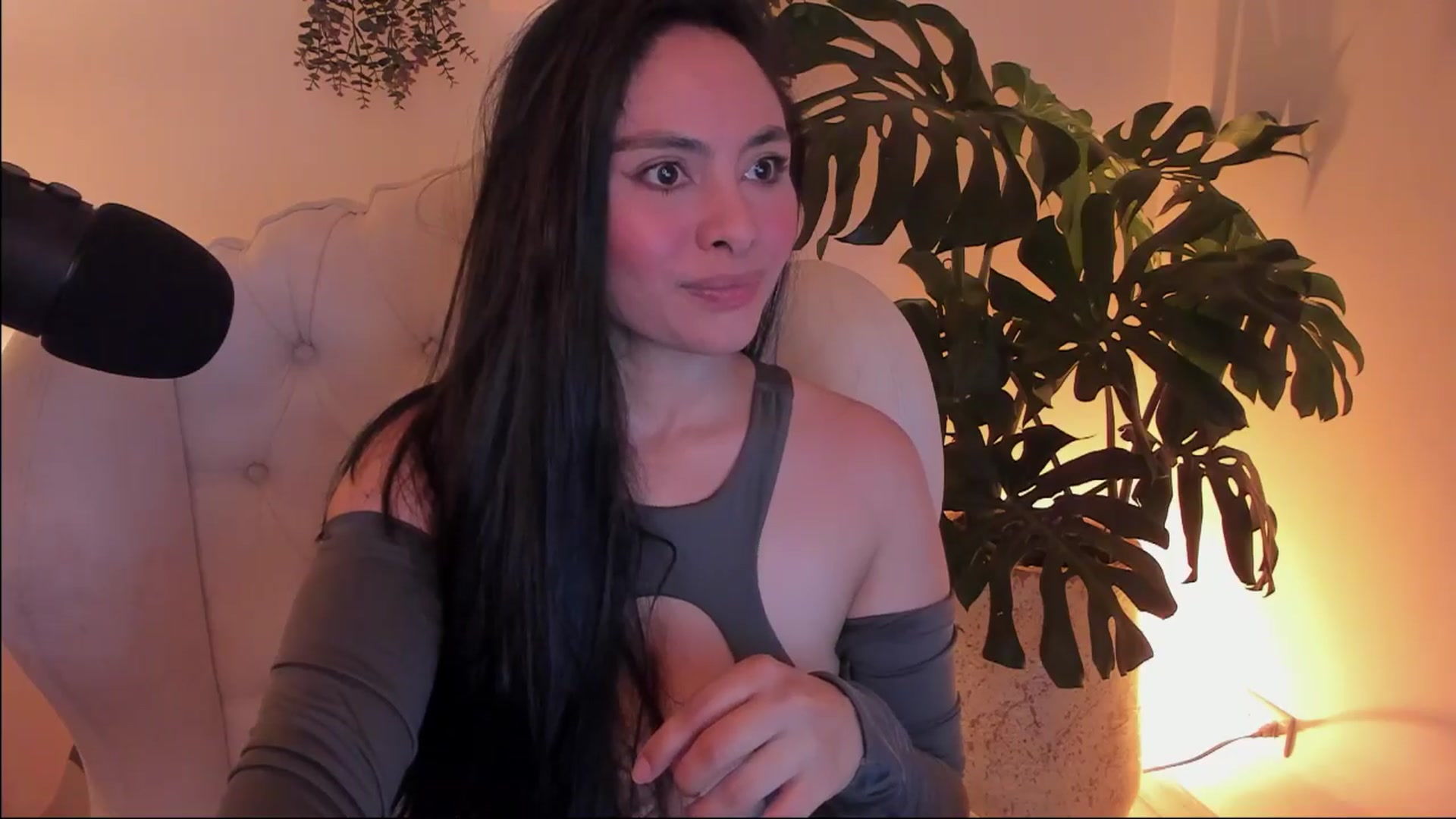 Gallery image thumbnail from Marianviolet's myfreecams stream on, 03/26/2024, 08:39 image 11 of 20
