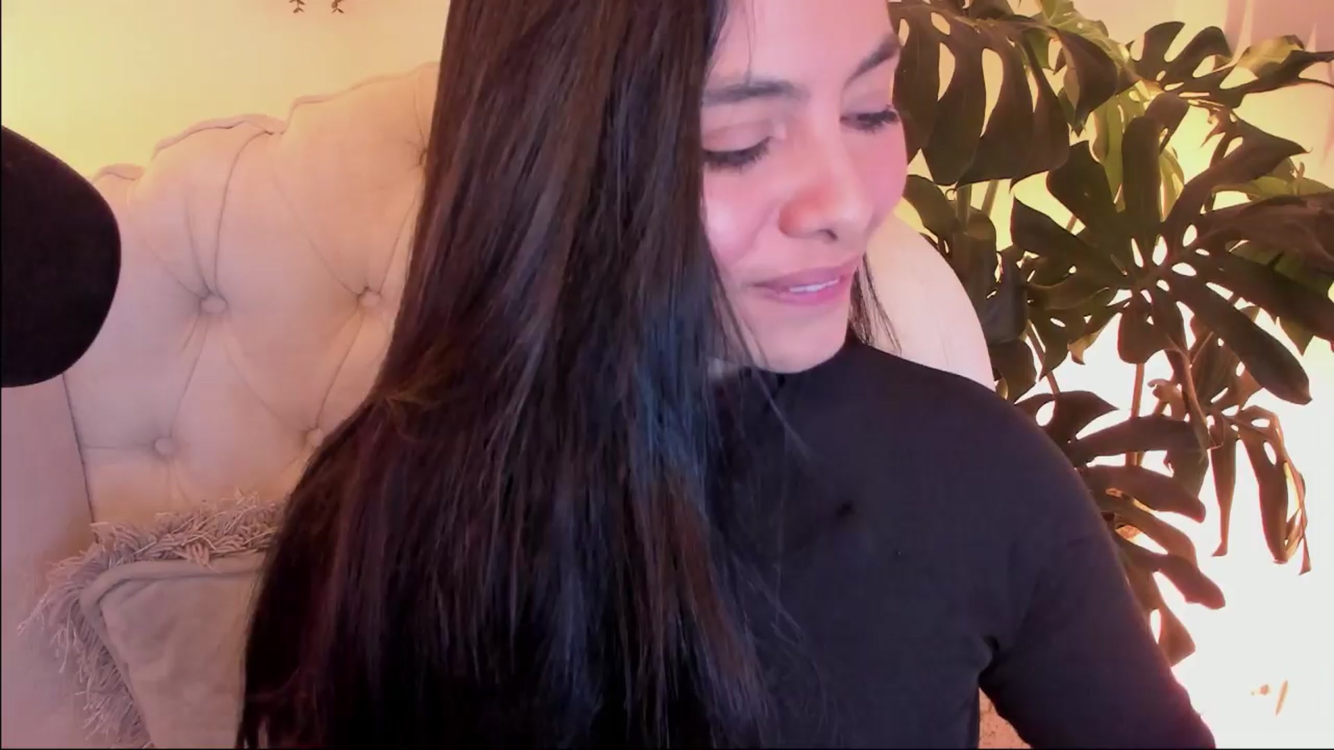 Gallery image thumbnail from Marianviolet's myfreecams stream on, 03/28/2024, 10:11 image 6 of 20
