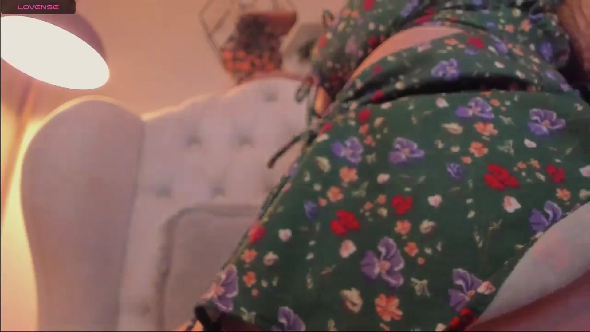 Gallery image thumbnail from Marianviolet's myfreecams stream on, 04/26/2024, 09:24 image 9 of 20