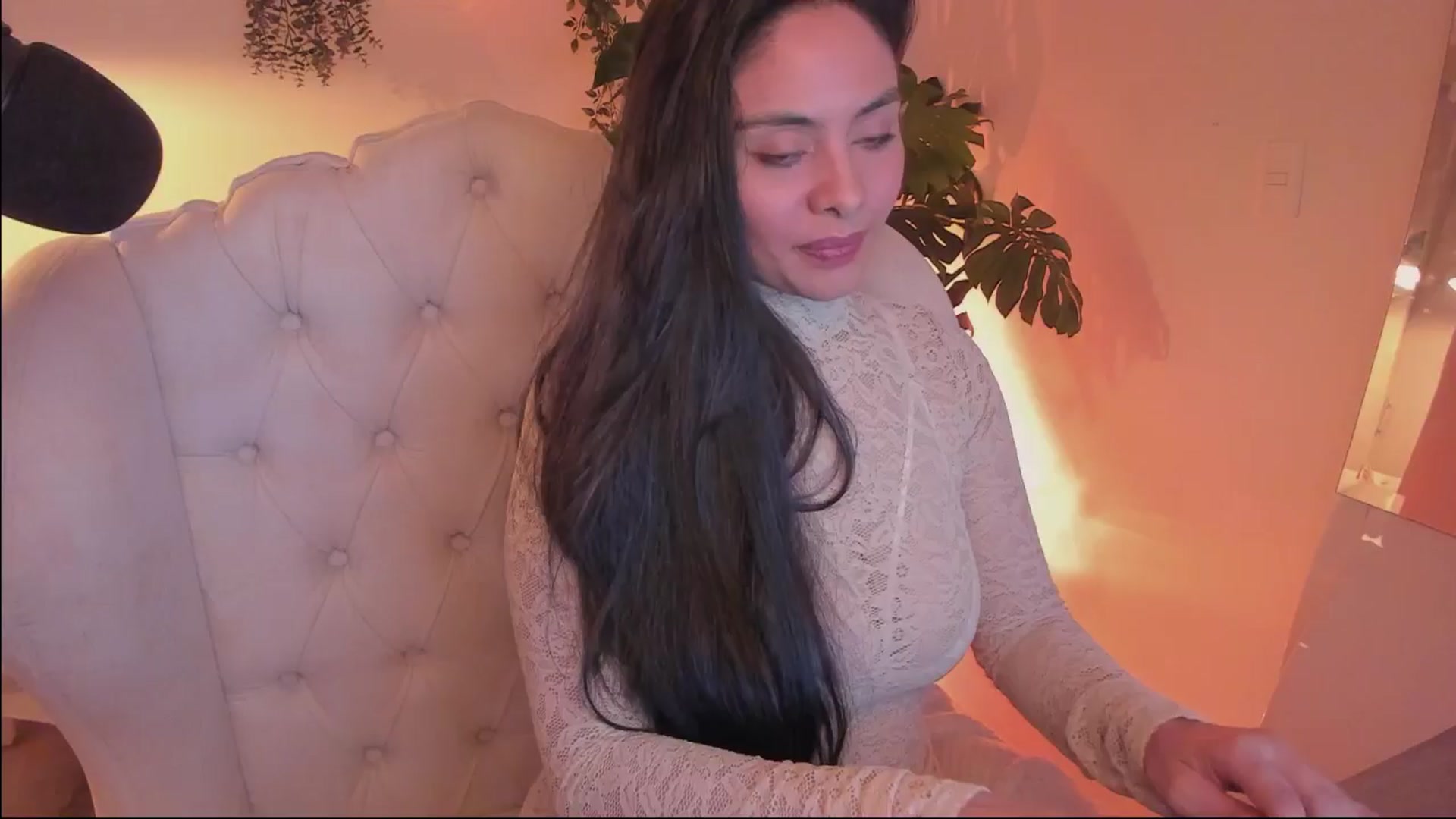 Gallery image thumbnail from Marianviolet's myfreecams stream on, 05/14/2024, 09:58 image 5 of 20