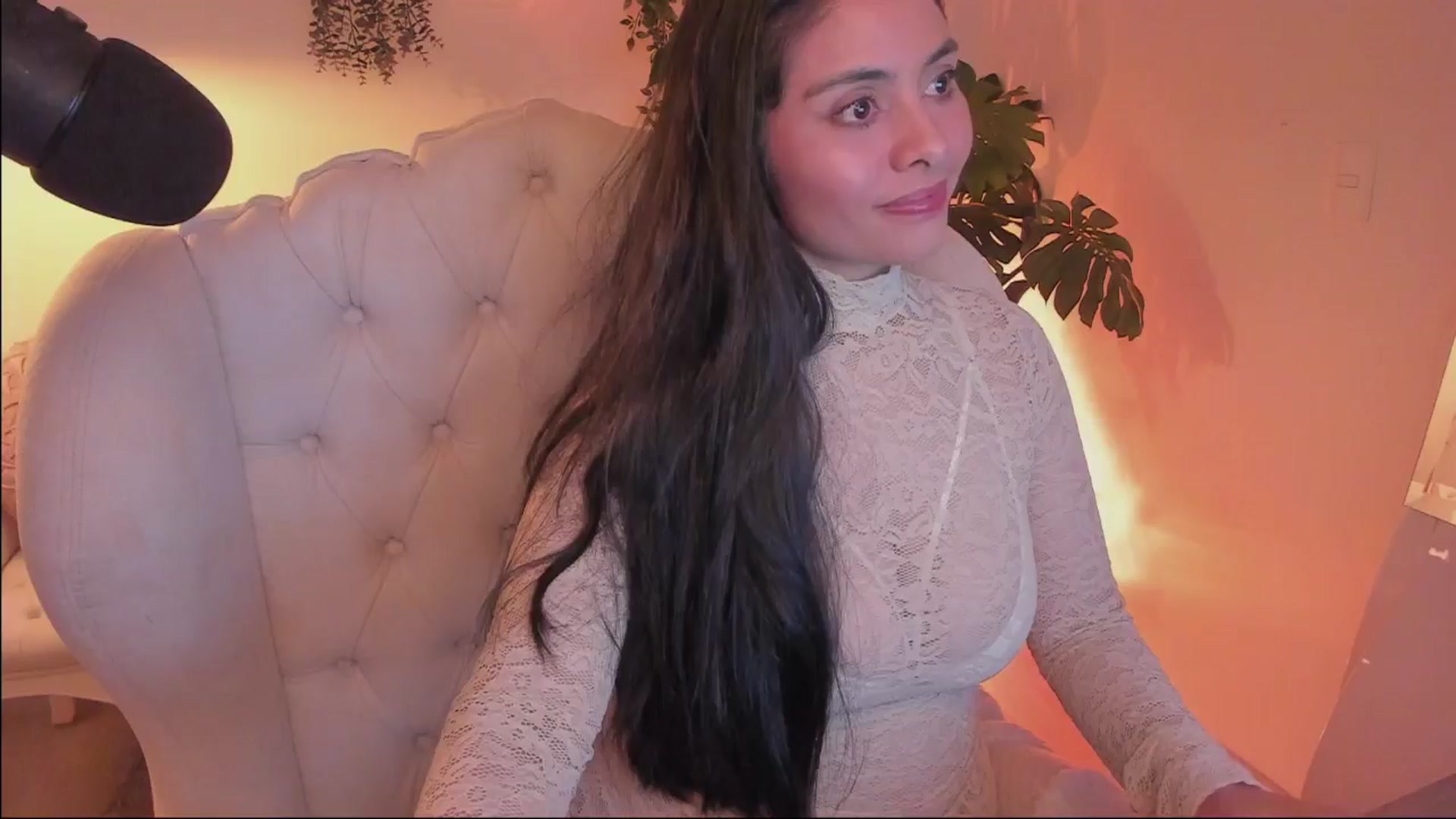 Gallery image thumbnail from Marianviolet's myfreecams stream on, 05/14/2024, 09:58 image 4 of 20