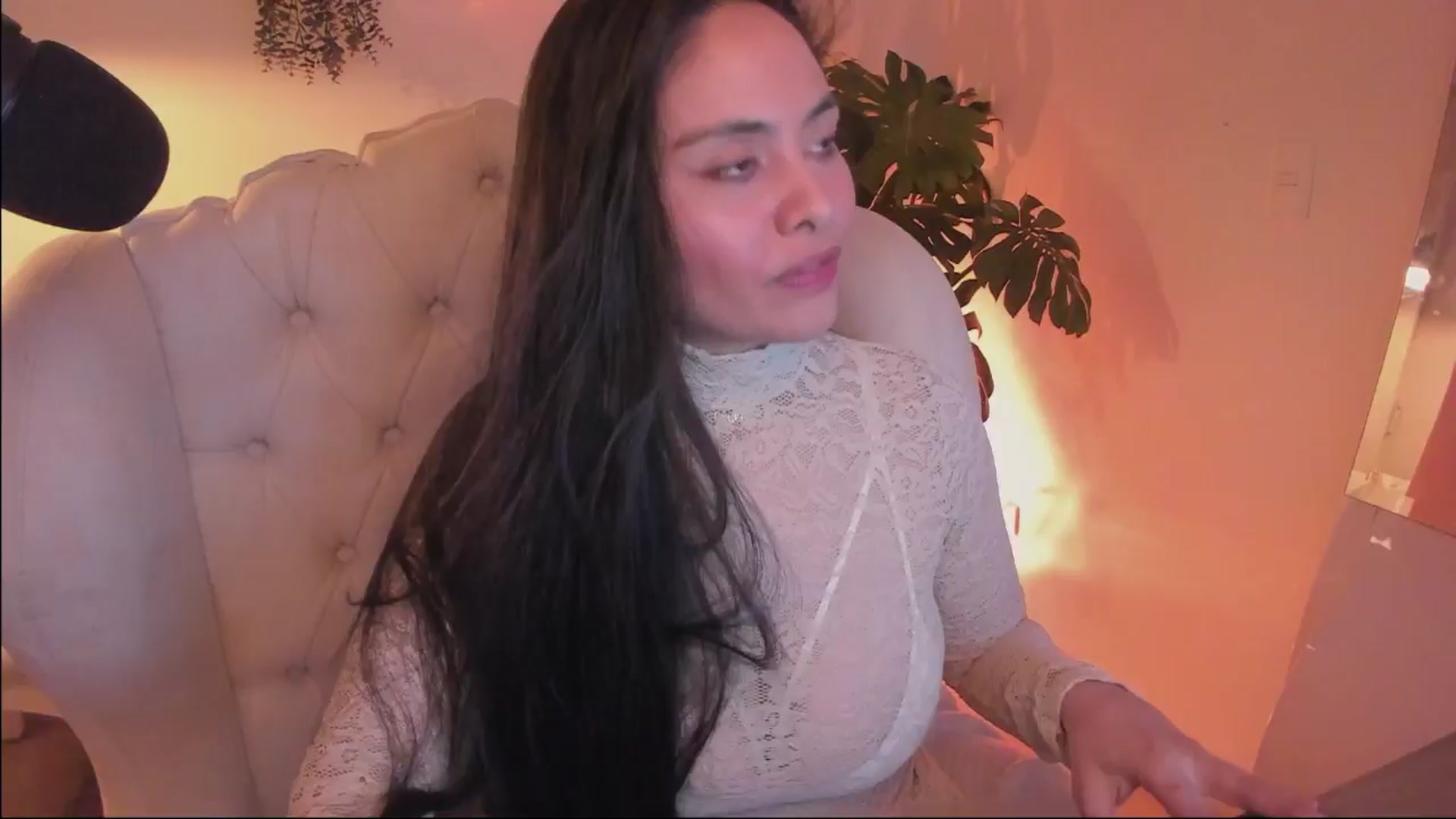 Gallery image thumbnail from Marianviolet's myfreecams stream on, 05/14/2024, 09:58 image 7 of 20