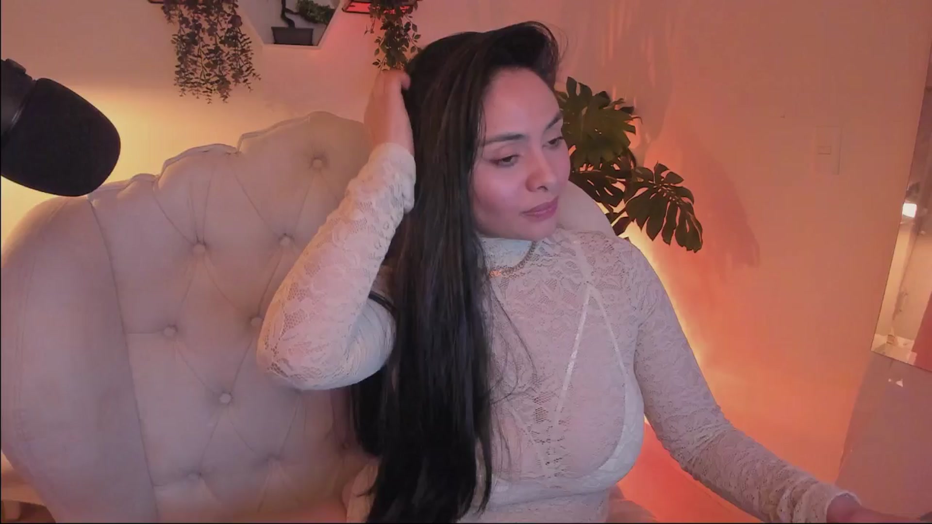Gallery image thumbnail from Marianviolet's myfreecams stream on, 05/14/2024, 09:58 image 14 of 20