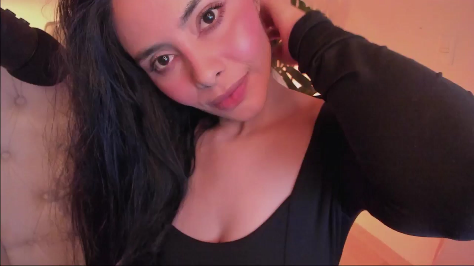 Gallery image thumbnail from Marianviolet's myfreecams stream on, 05/16/2024, 08:21 image 5 of 20