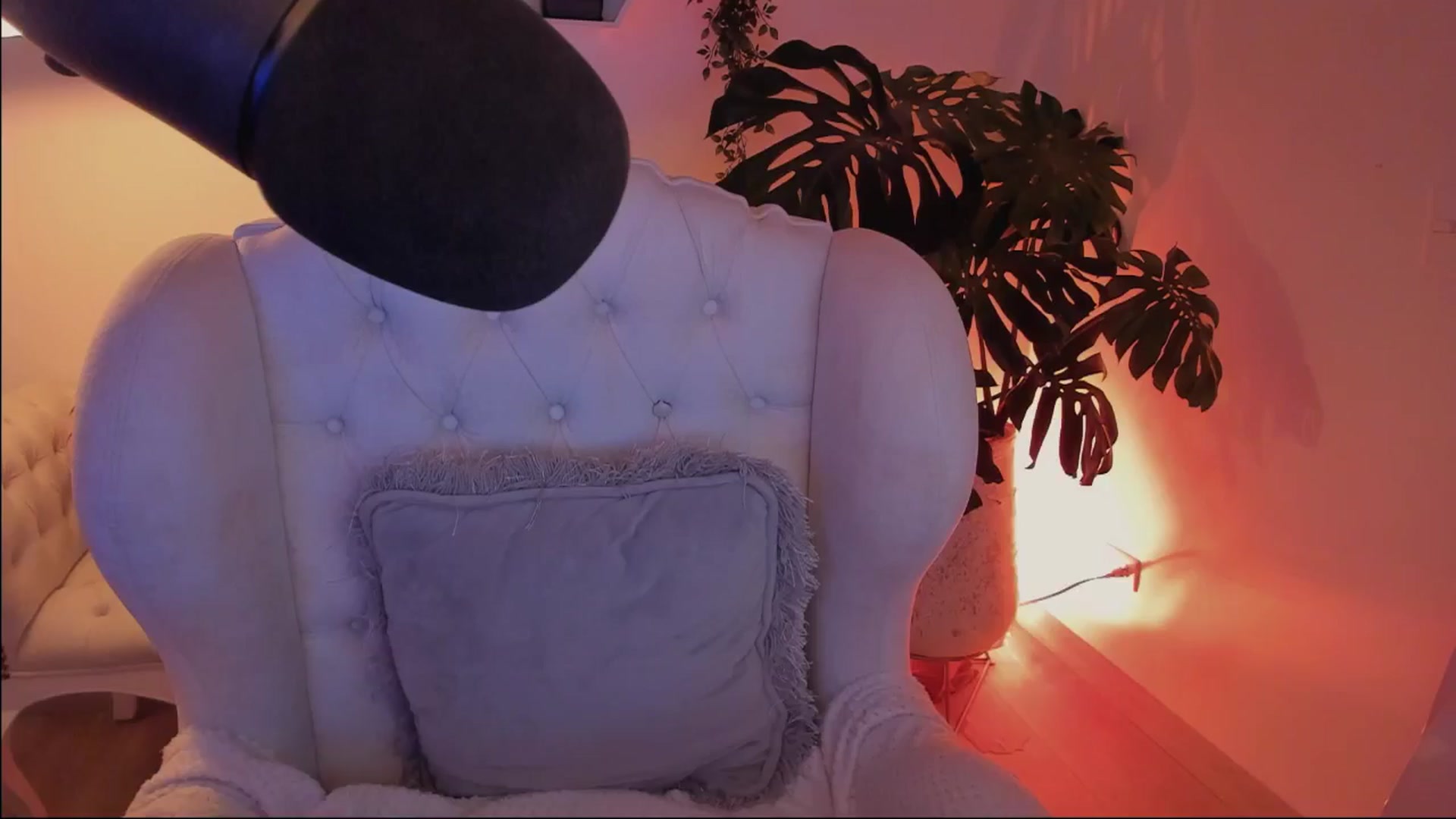 Gallery image thumbnail from Marianviolet's myfreecams stream on, 05/24/2024, 09:35 image 13 of 20