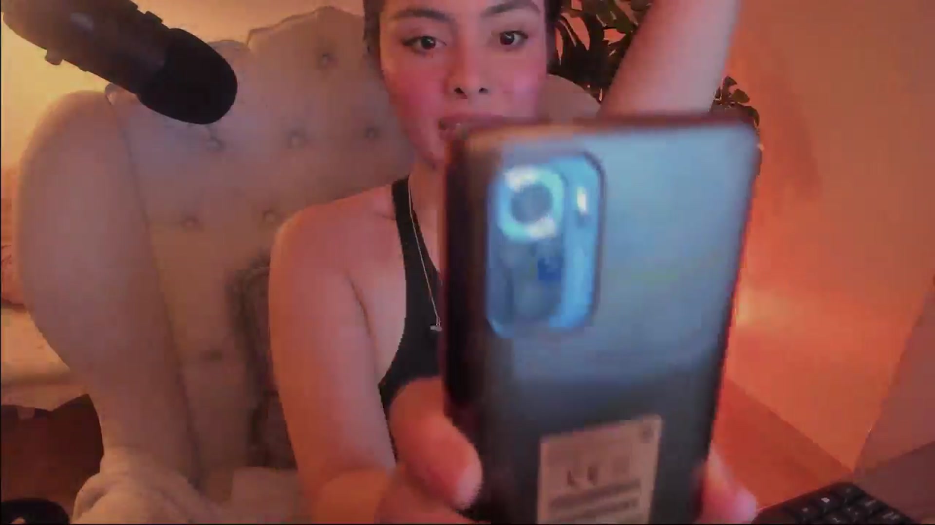 Gallery image thumbnail from Marianviolet's myfreecams stream on, 05/29/2024, 07:53 image 11 of 20