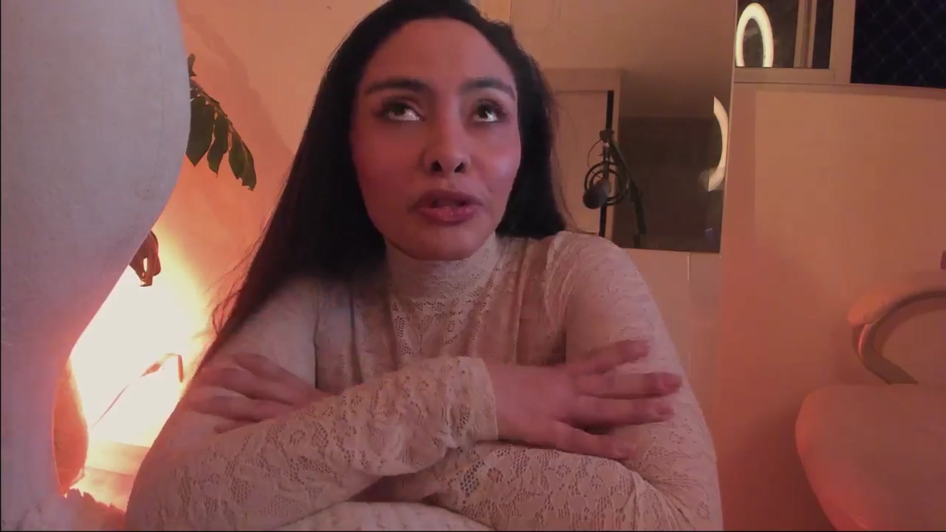 Gallery image thumbnail from Marianviolet's myfreecams stream on, 06/02/2024, 09:25 image 19 of 20