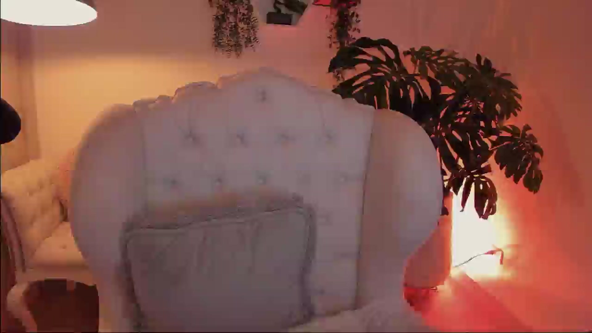Gallery image thumbnail from Marianviolet's myfreecams stream on, 06/07/2024, 09:20 image 5 of 20