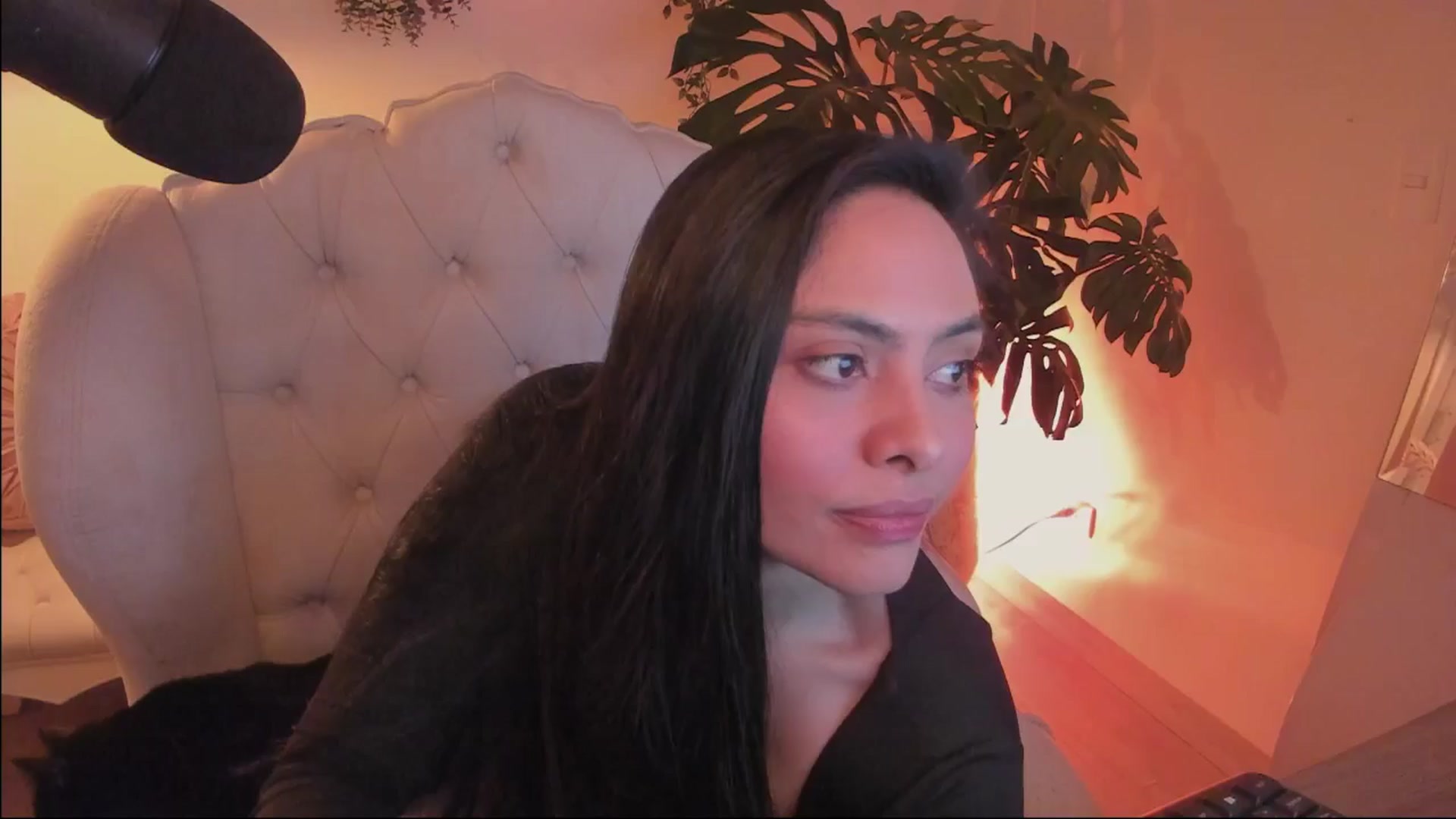 Gallery image thumbnail from Marianviolet's myfreecams stream on, 06/15/2024, 11:02 image 9 of 20