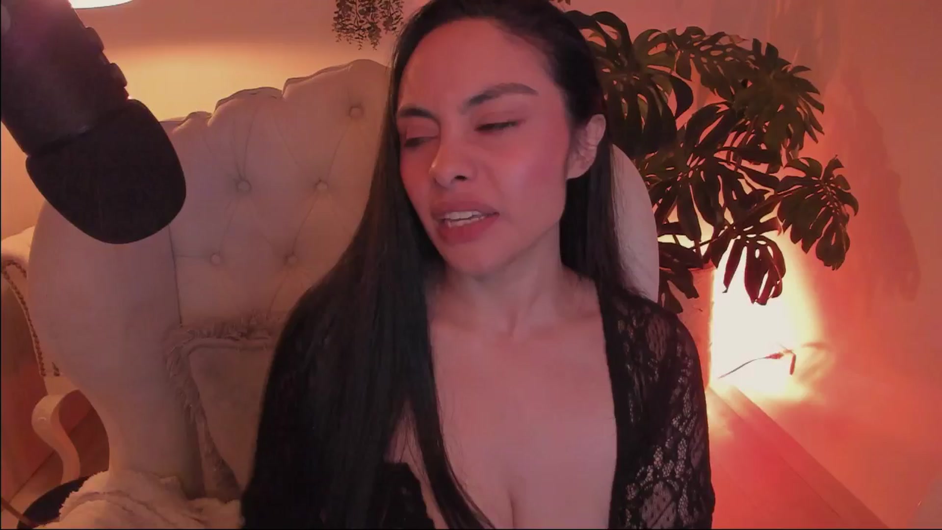 Gallery image thumbnail from Marianviolet's myfreecams stream on, 07/02/2024, 11:00 image 4 of 20