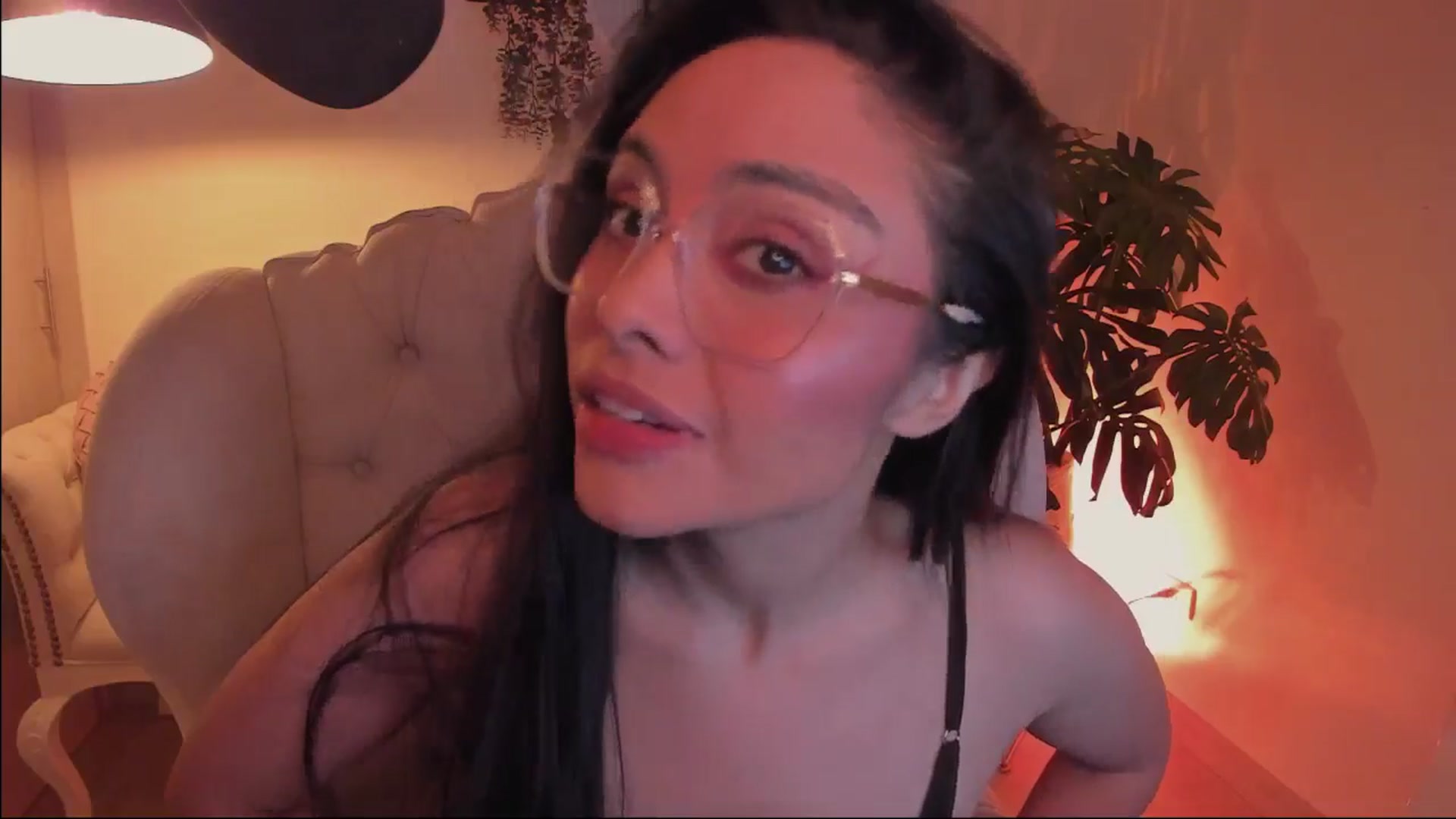 Gallery image thumbnail from Marianviolet's myfreecams stream on, 07/03/2024, 09:10 image 13 of 20