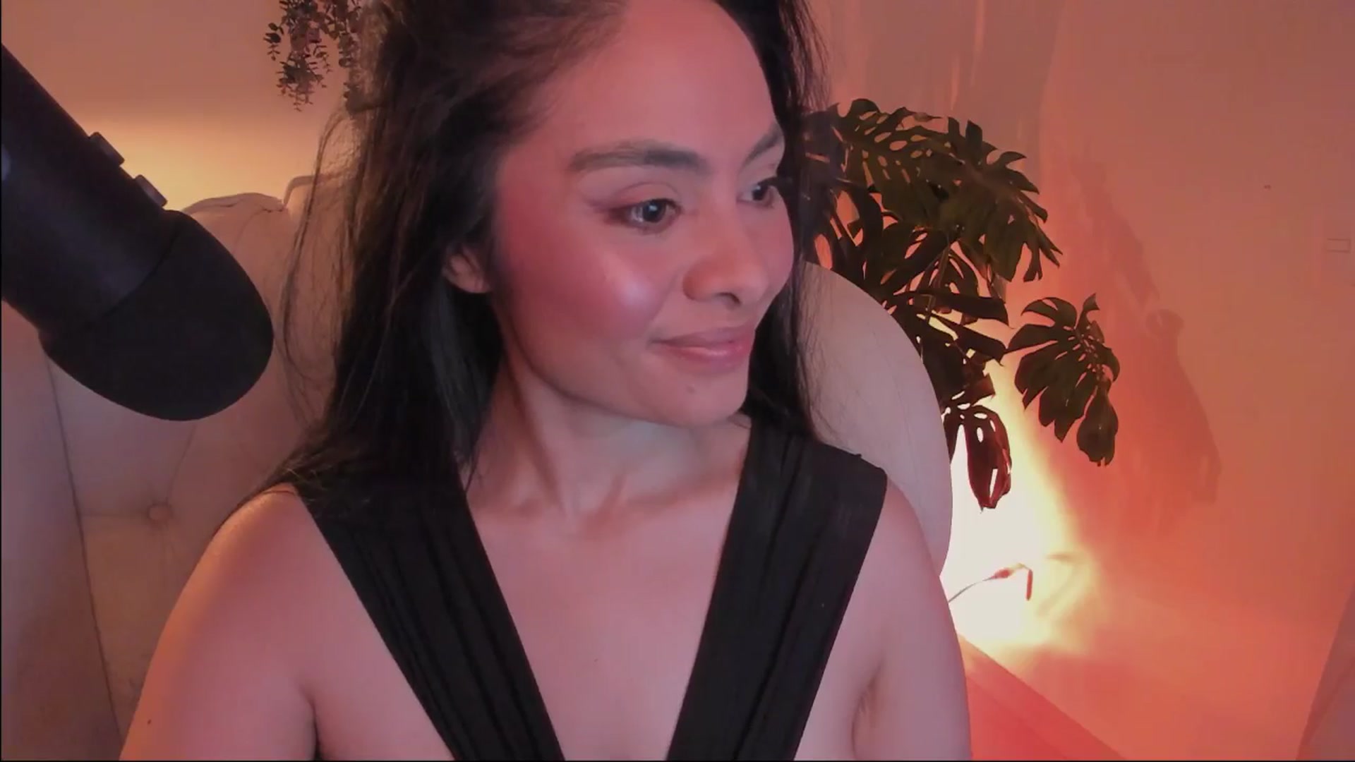 Gallery image thumbnail from Marianviolet's myfreecams stream on, 08/01/2024, 09:18 image 20 of 20