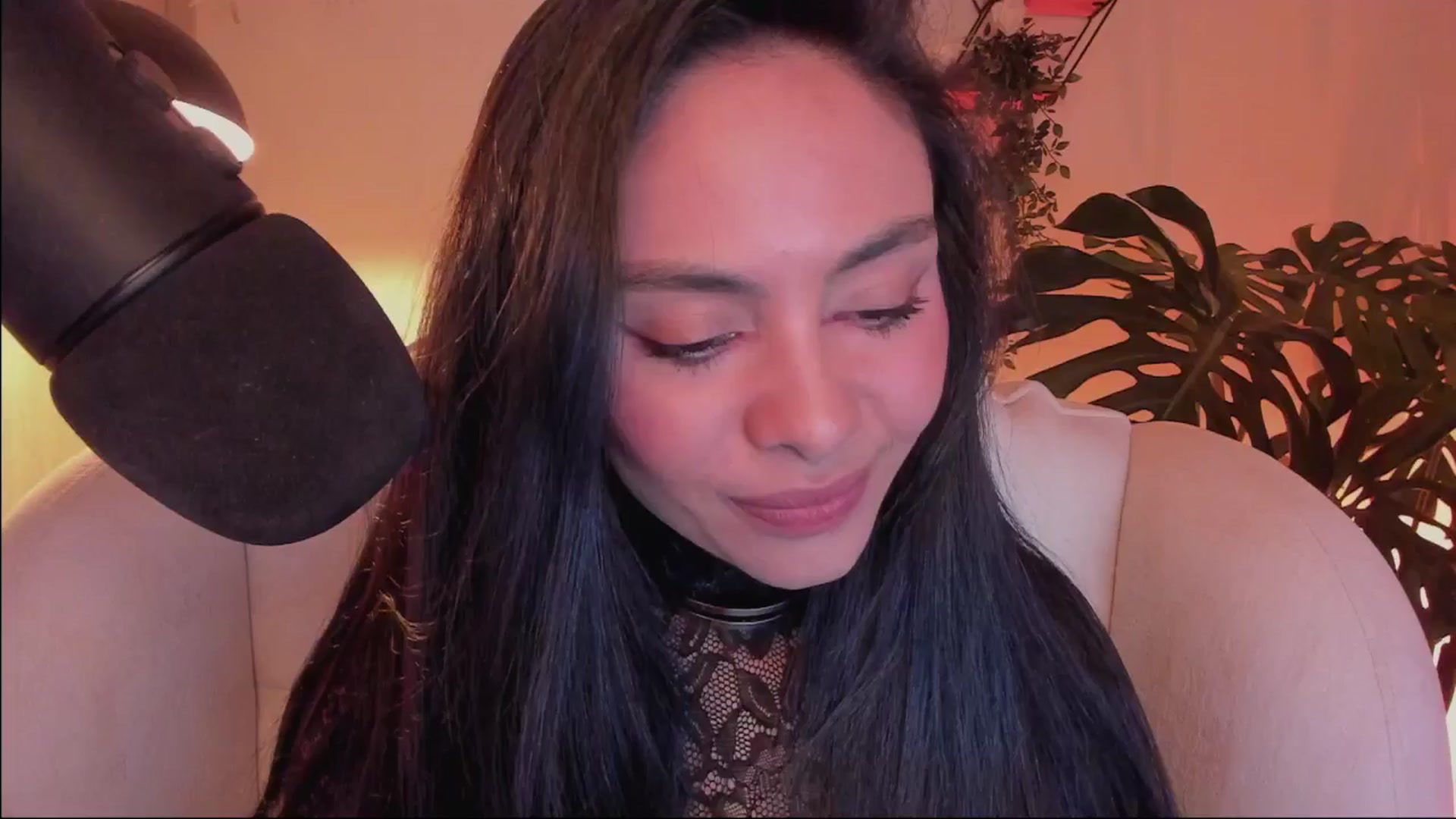Gallery image thumbnail from Marianviolet's myfreecams stream on, 08/25/2024, 08:26 image 6 of 20
