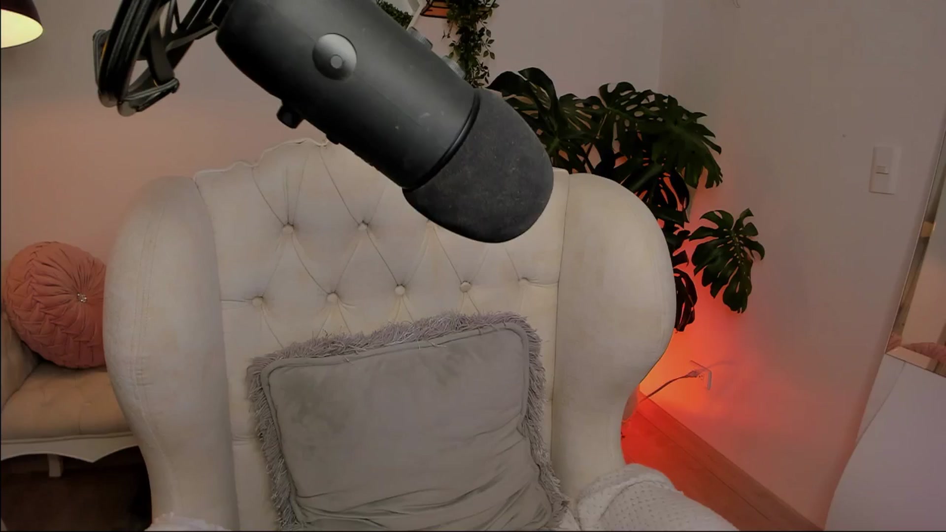 Gallery image thumbnail from Marianviolet's myfreecams stream on, 08/26/2024, 06:54 image 14 of 20