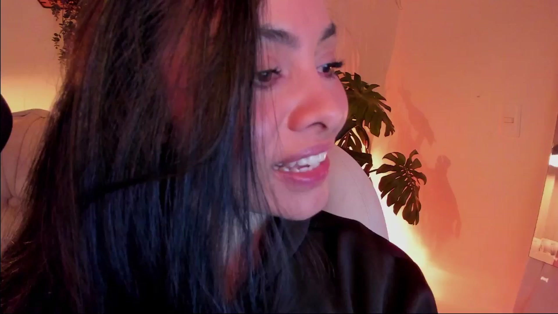 Gallery image thumbnail from Marianviolet's myfreecams stream on, 08/26/2024, 08:13 image 16 of 20