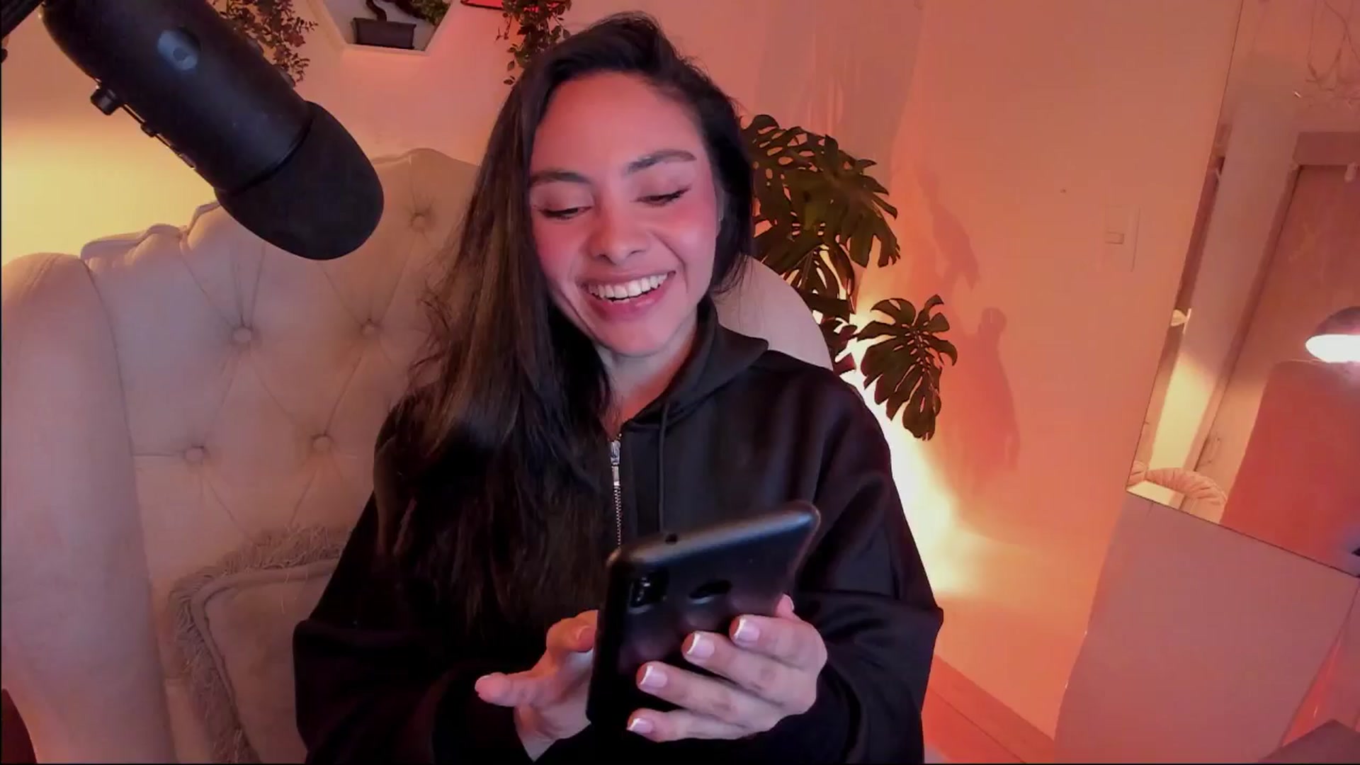 Gallery image thumbnail from Marianviolet's myfreecams stream on, 08/26/2024, 08:13 image 11 of 20