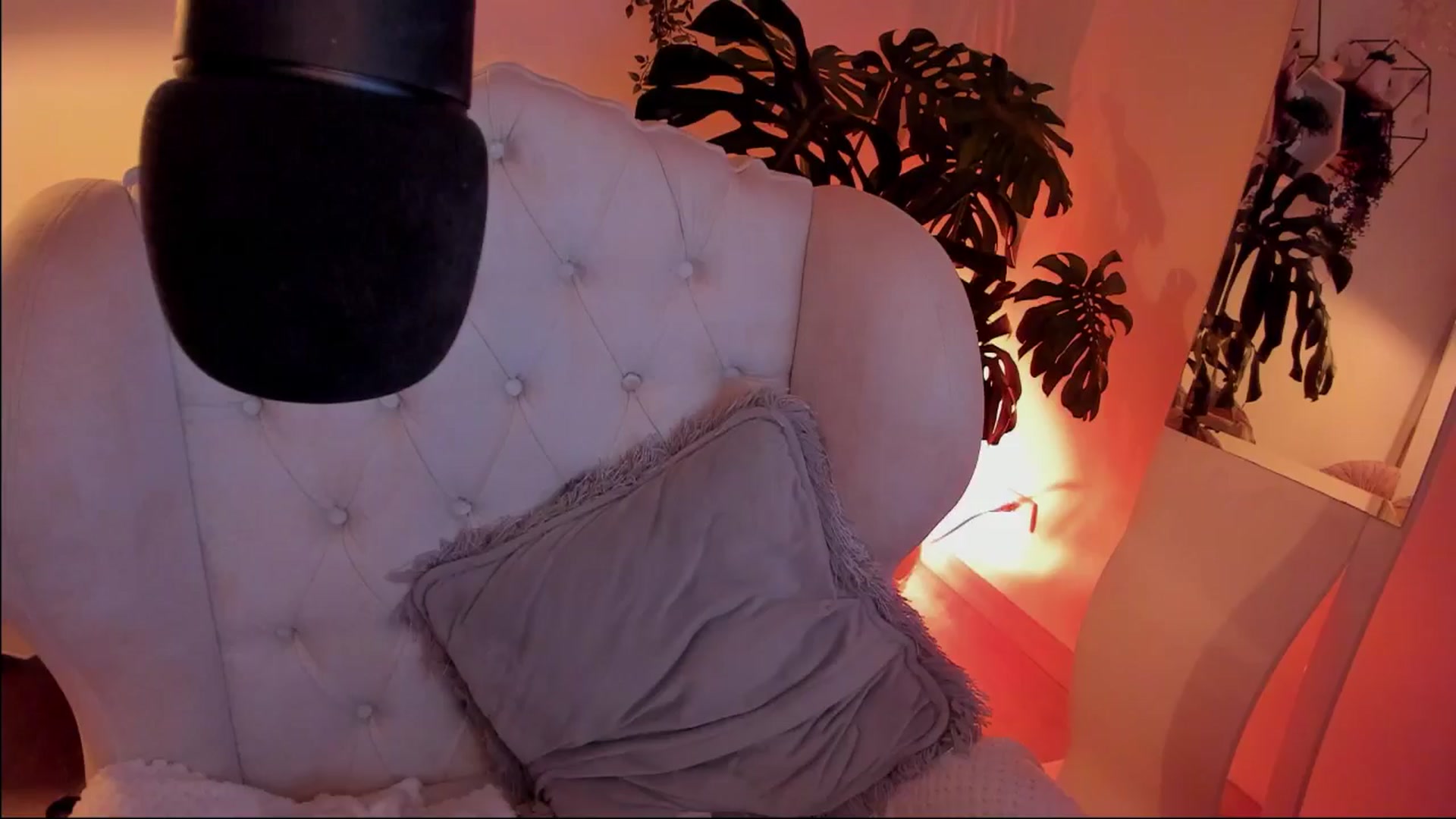 Gallery image thumbnail from Marianviolet's myfreecams stream on, 08/28/2024, 09:55 image 19 of 20