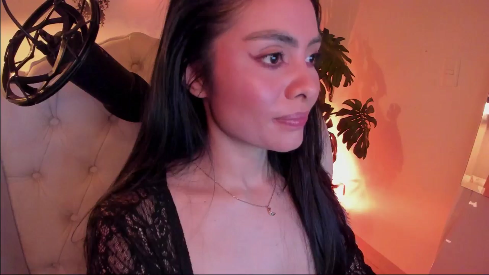 Gallery image thumbnail from Marianviolet's myfreecams stream on, 09/08/2024, 09:46 image 20 of 20