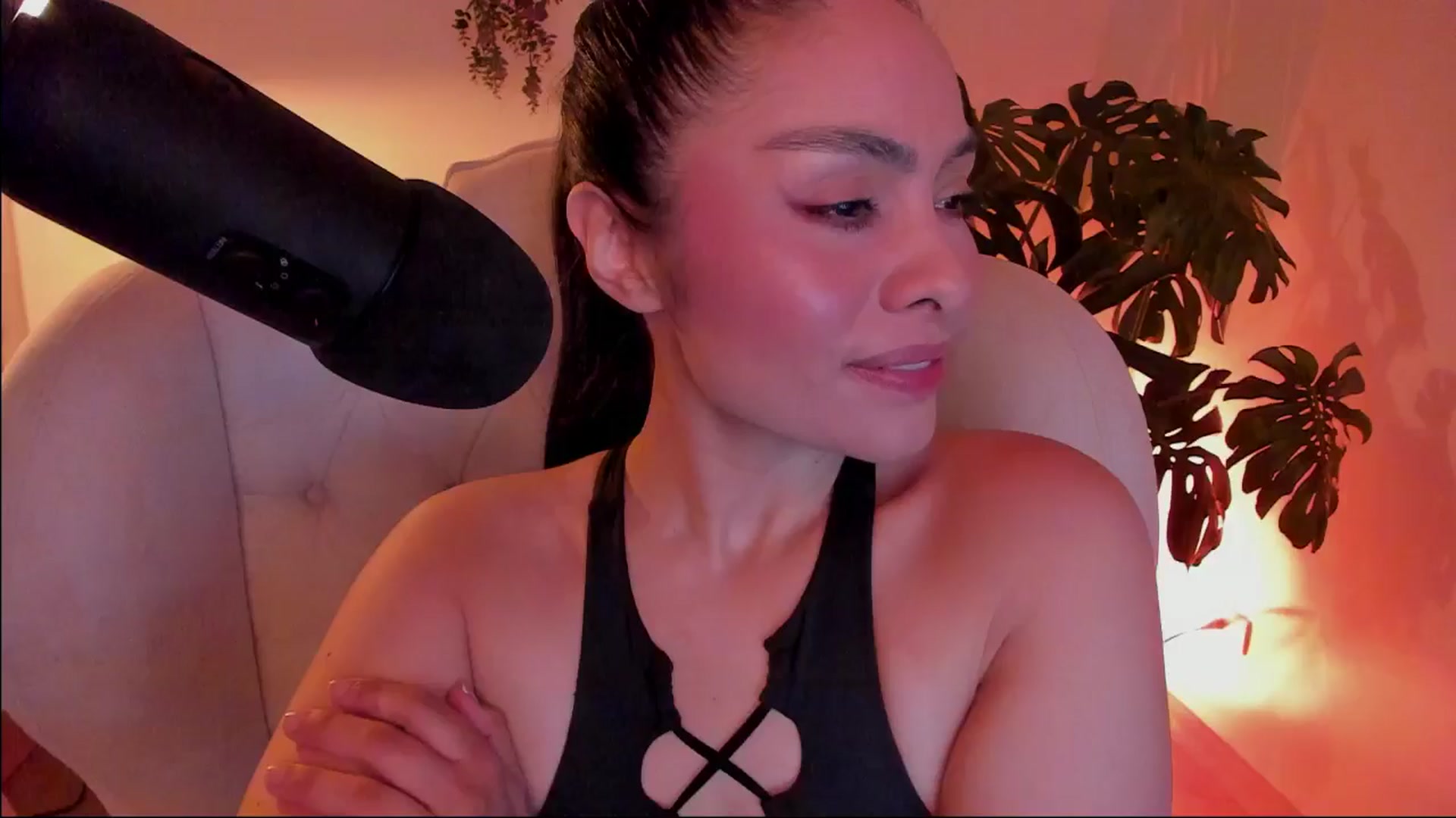Gallery image thumbnail from Marianviolet's myfreecams stream on, 09/09/2024, 08:23 image 3 of 20