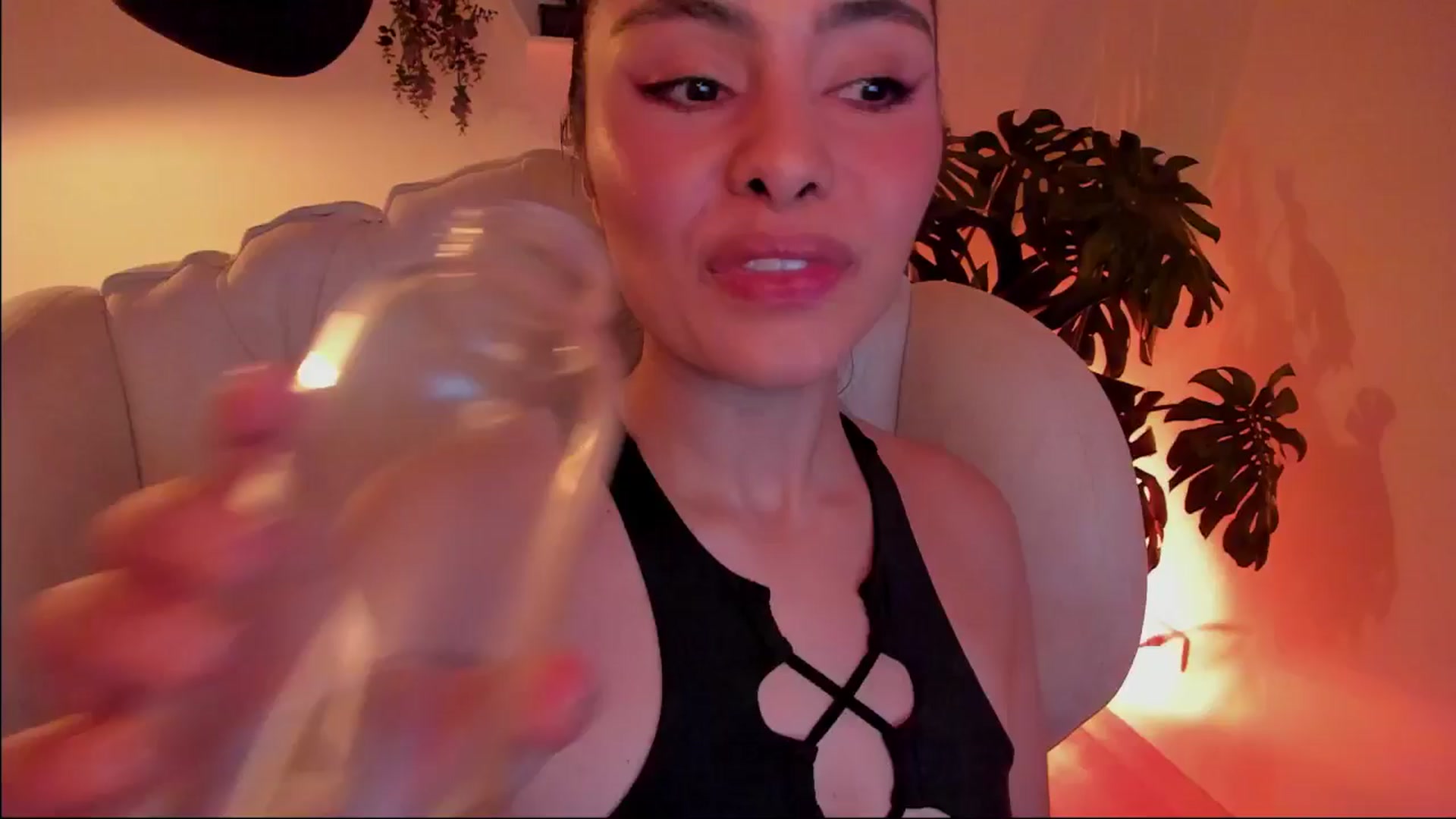 Gallery image thumbnail from Marianviolet's myfreecams stream on, 09/09/2024, 08:23 image 18 of 20