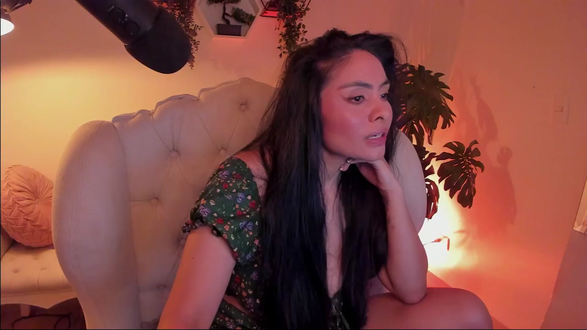 Gallery image thumbnail from Marianviolet's myfreecams stream on, 09/10/2024, 09:22 image 3 of 20