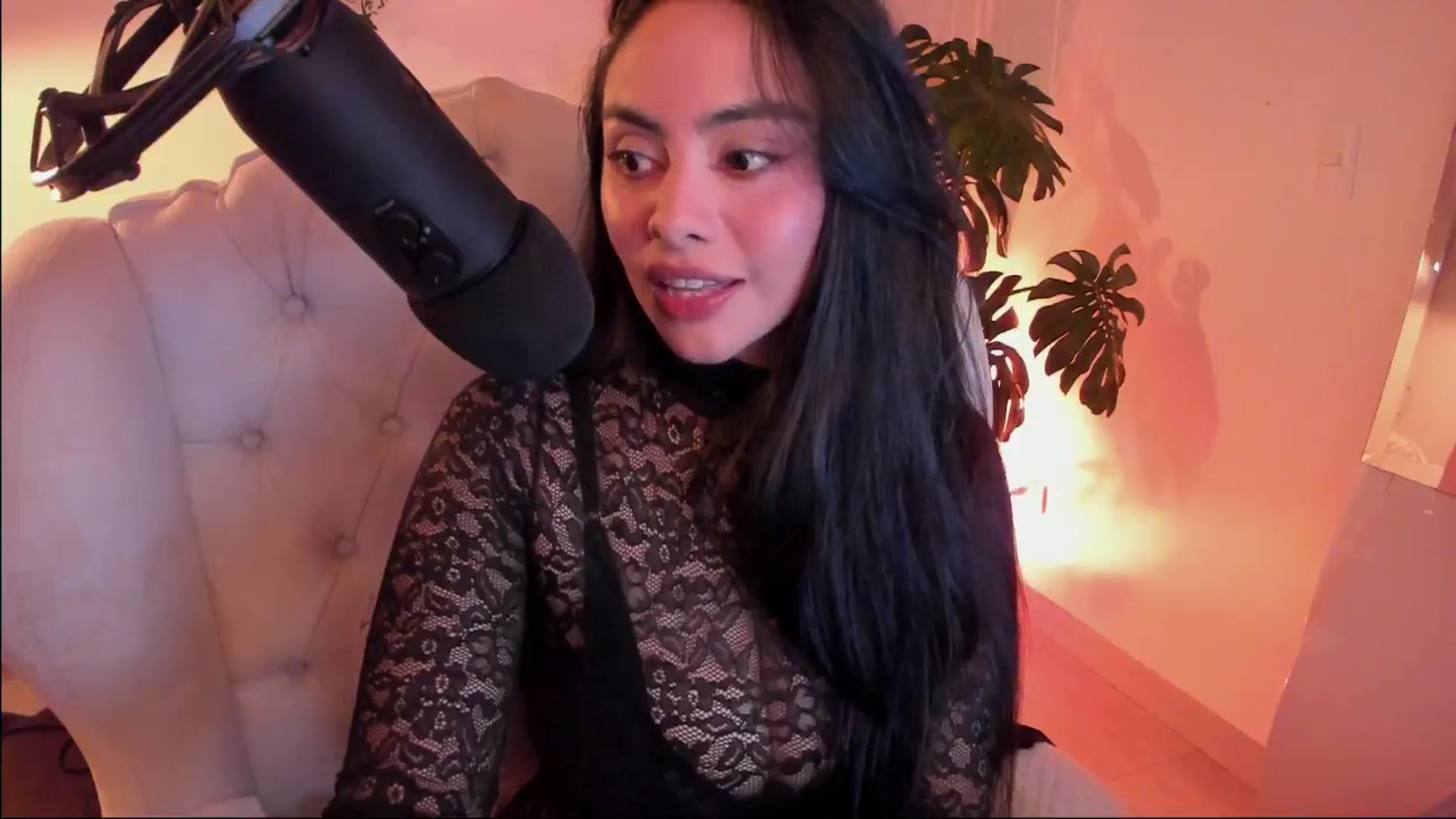 Gallery image thumbnail from Marianviolet's myfreecams stream on, 09/22/2024, 08:15 image 11 of 20