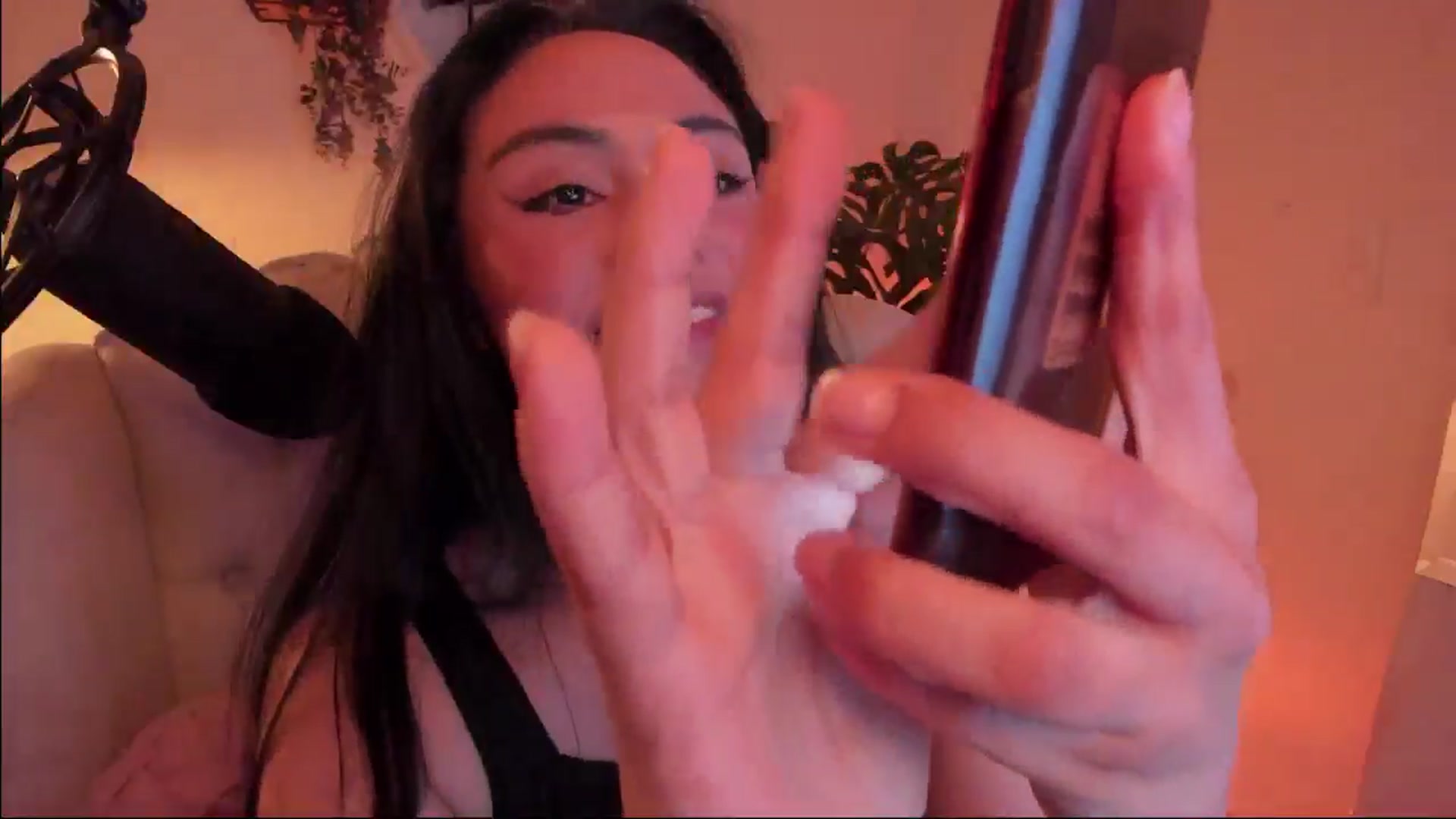 Gallery image thumbnail from Marianviolet's myfreecams stream on, 09/25/2024, 09:44 image 2 of 20