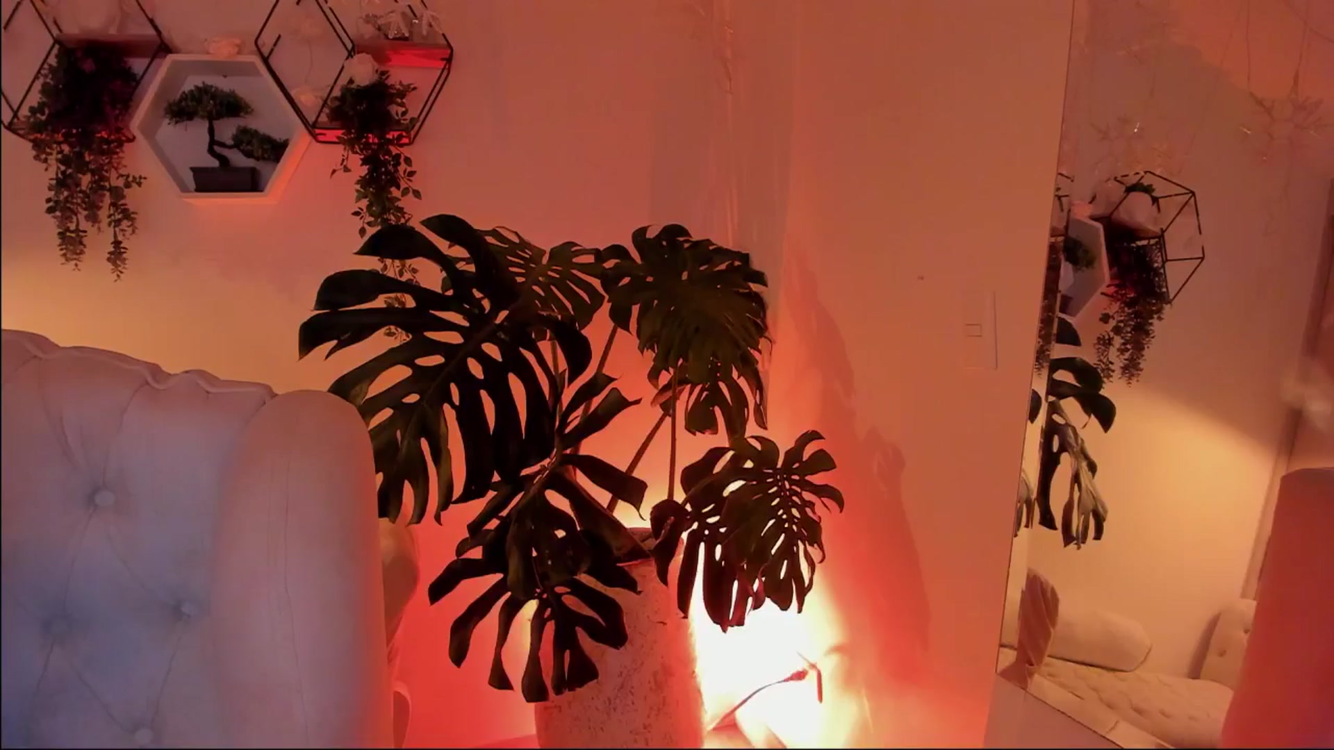 Gallery image thumbnail from Marianviolet's myfreecams stream on, 09/28/2024, 10:29 image 10 of 20