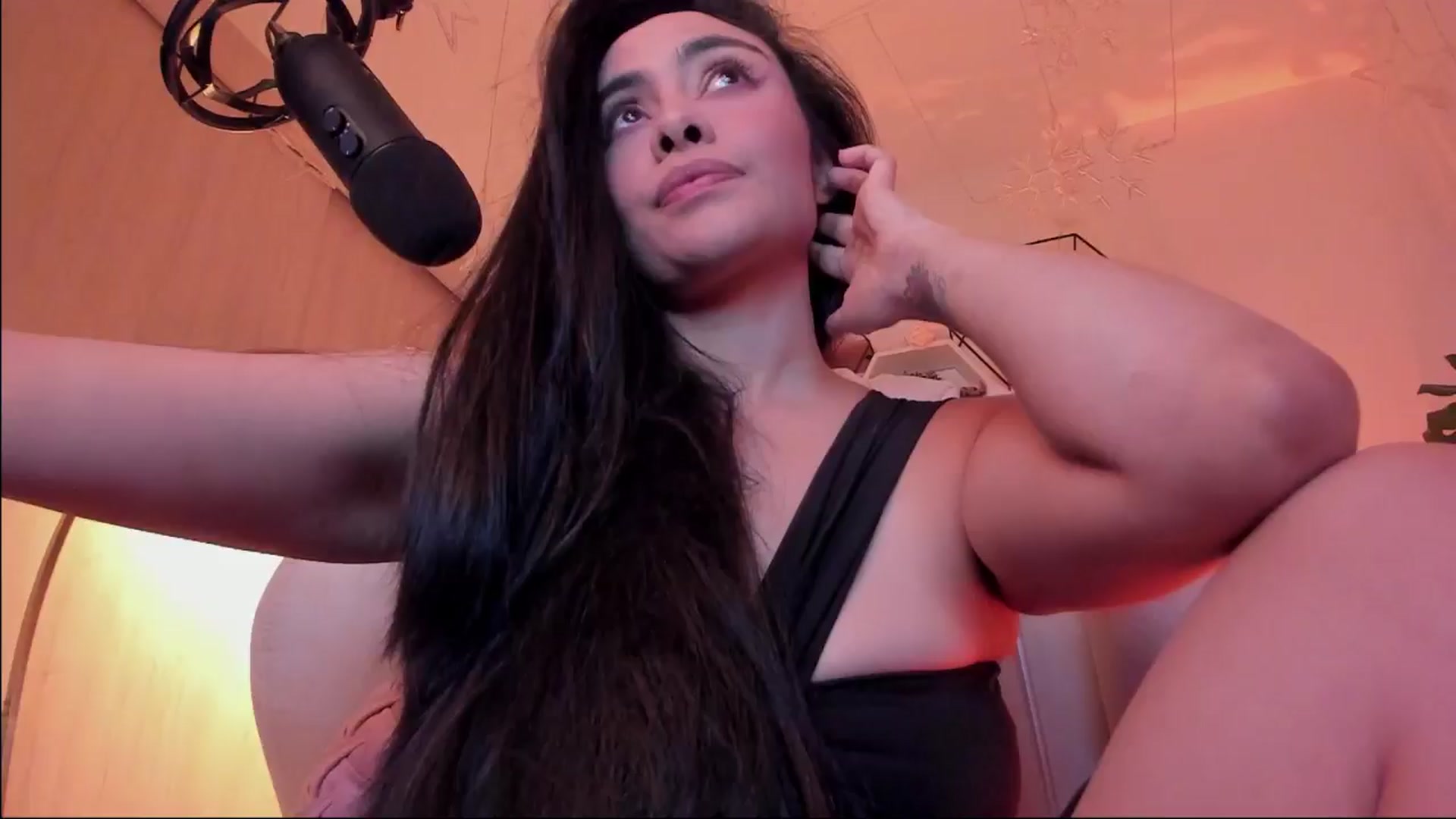 Gallery image thumbnail from Marianviolet's myfreecams stream on, 09/30/2024, 09:43 image 15 of 20