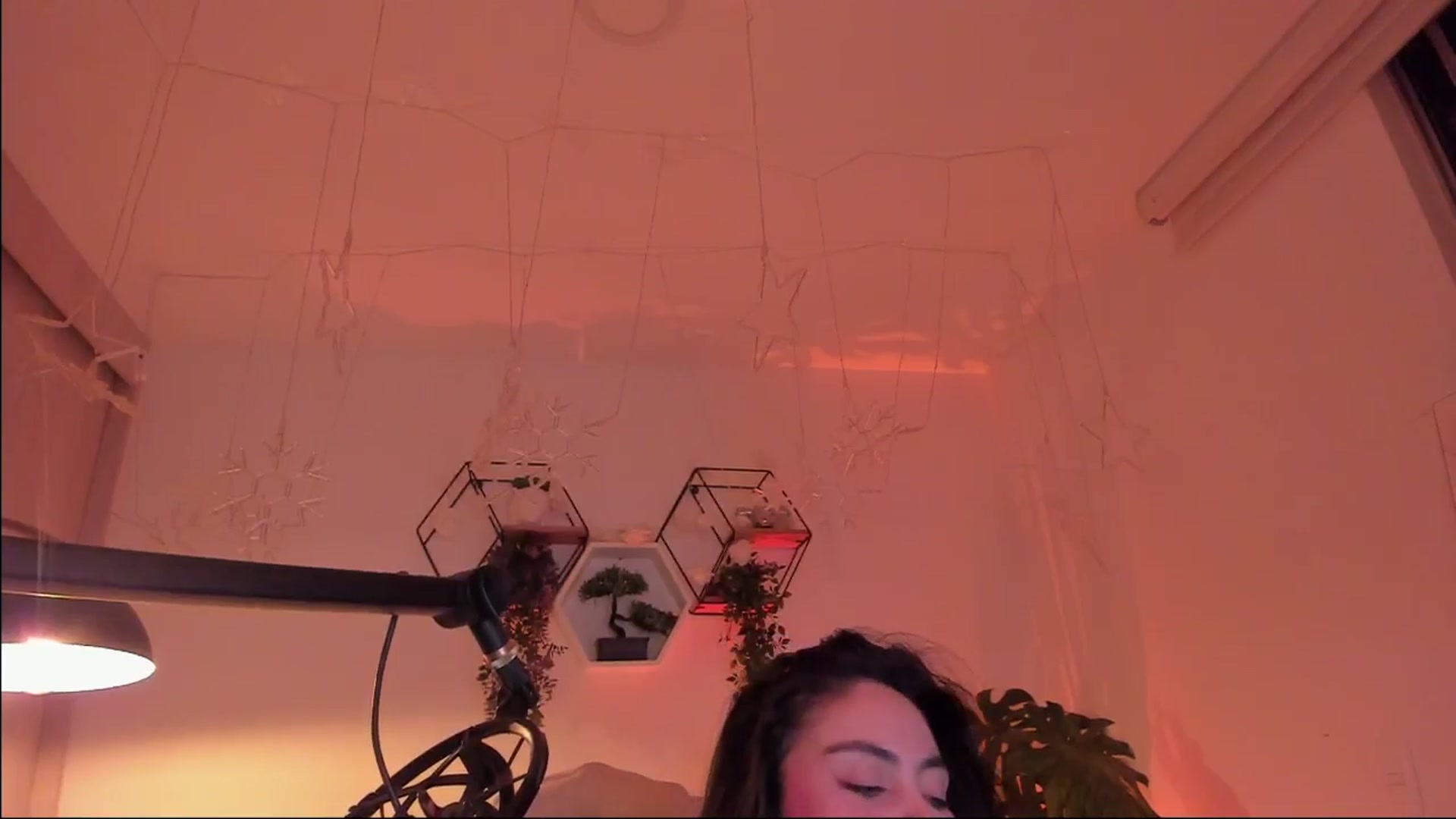 Gallery image thumbnail from Marianviolet's myfreecams stream on, 10/02/2024, 08:22 image 17 of 20