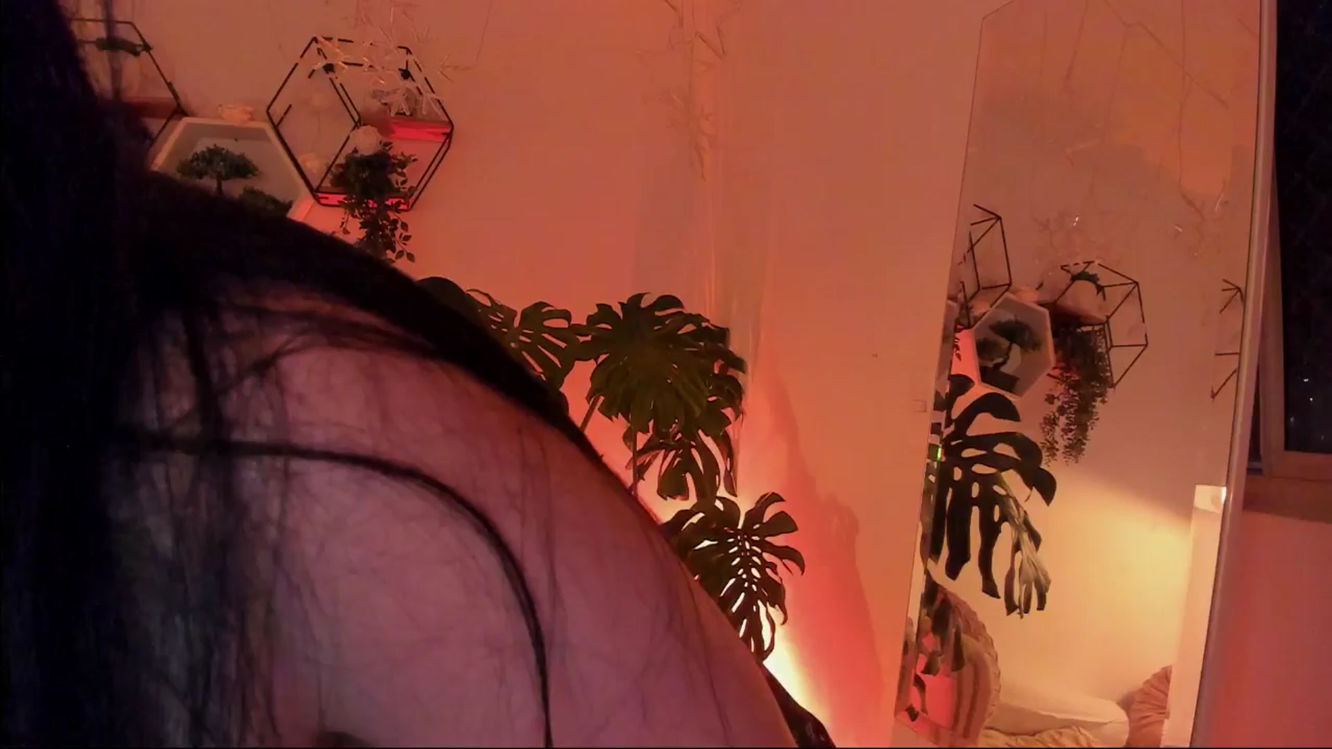 Gallery image thumbnail from Marianviolet's myfreecams stream on, 10/15/2024, 06:48 image 19 of 20