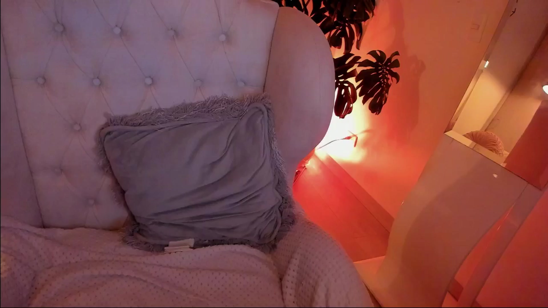 Gallery image thumbnail from Marianviolet's myfreecams stream on, 10/15/2024, 06:48 image 17 of 20