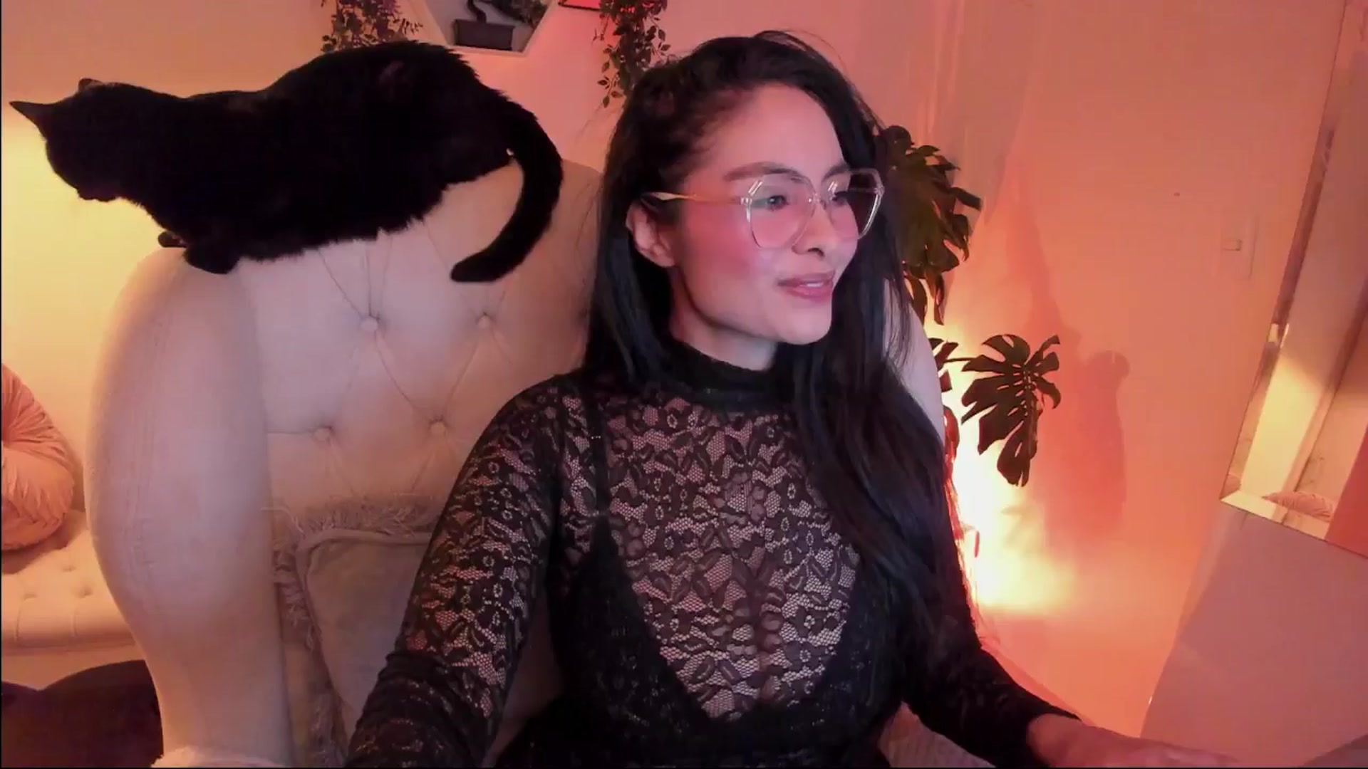 Gallery image thumbnail from Marianviolet's myfreecams stream on, 10/28/2024, 08:15 image 5 of 20