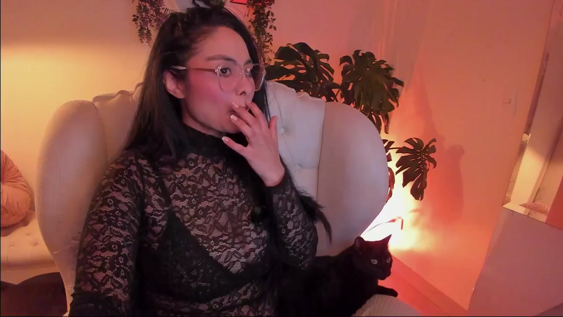 Gallery image thumbnail from Marianviolet's myfreecams stream on, 10/28/2024, 08:15 image 6 of 20